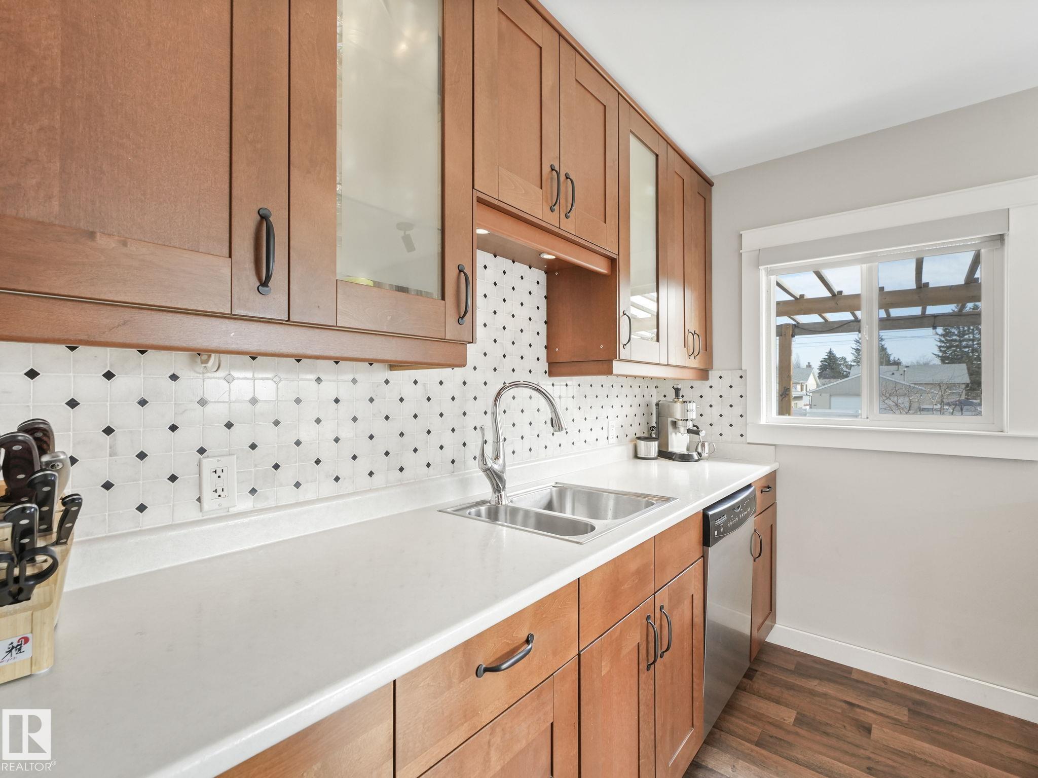 Photo 14 at 9615 159 Street NW, Glenwood, Edmonton