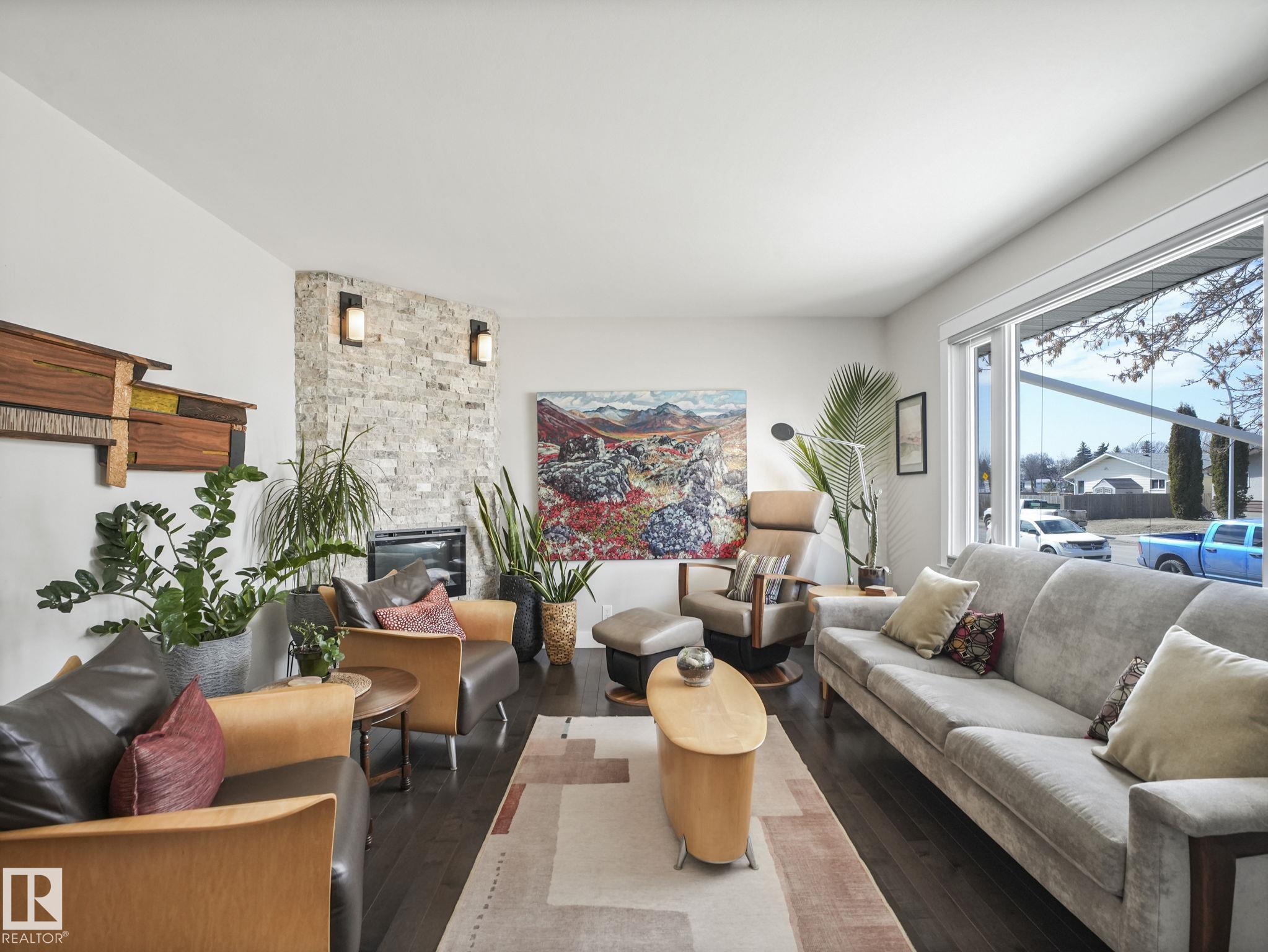 Photo 9 at 9615 159 Street NW, Glenwood, Edmonton