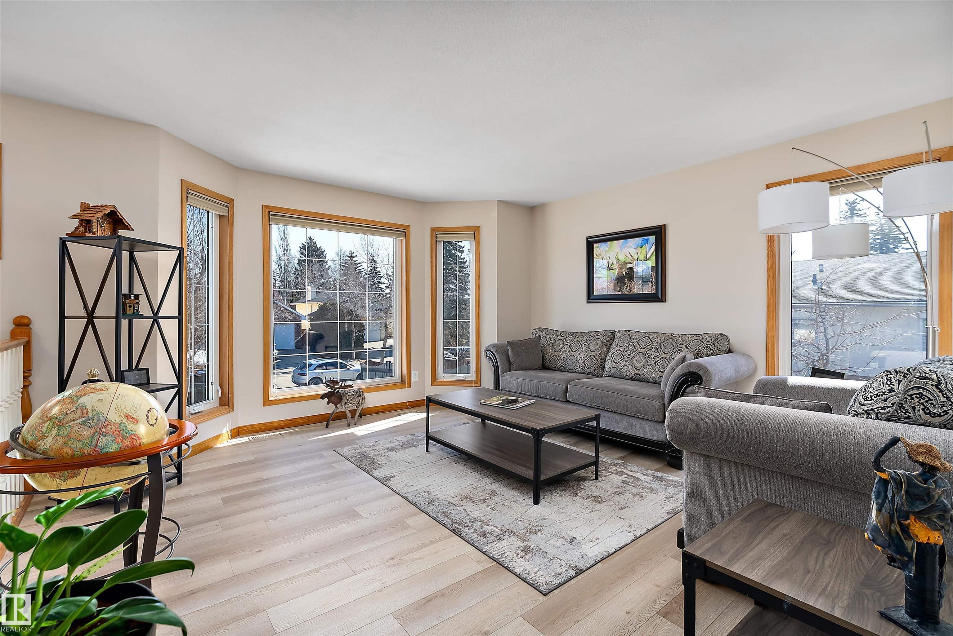 121 Dufferin Street, Deer Ridge, St. Albert