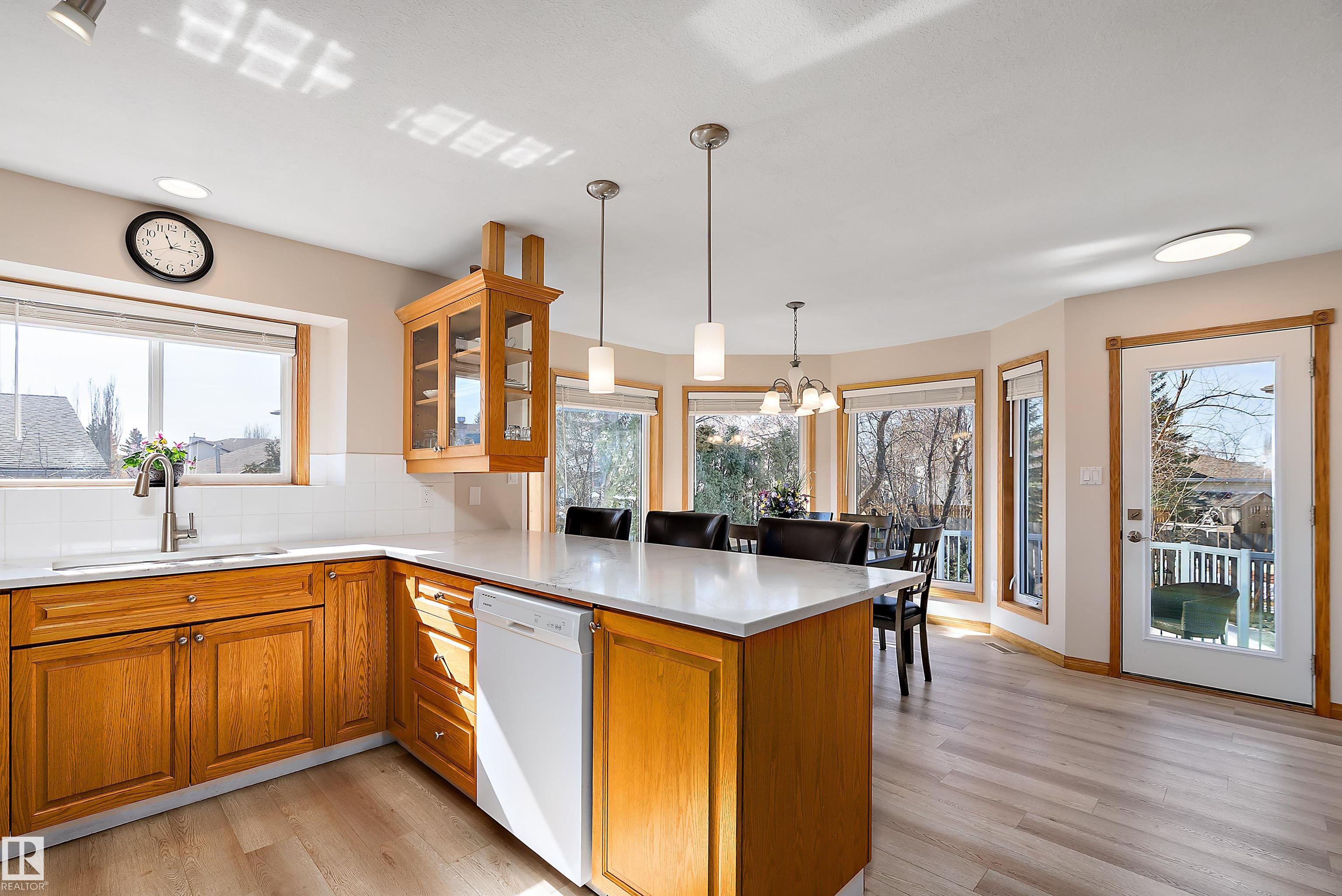 Photo 12 at 121 Dufferin Street, Deer Ridge, St. Albert