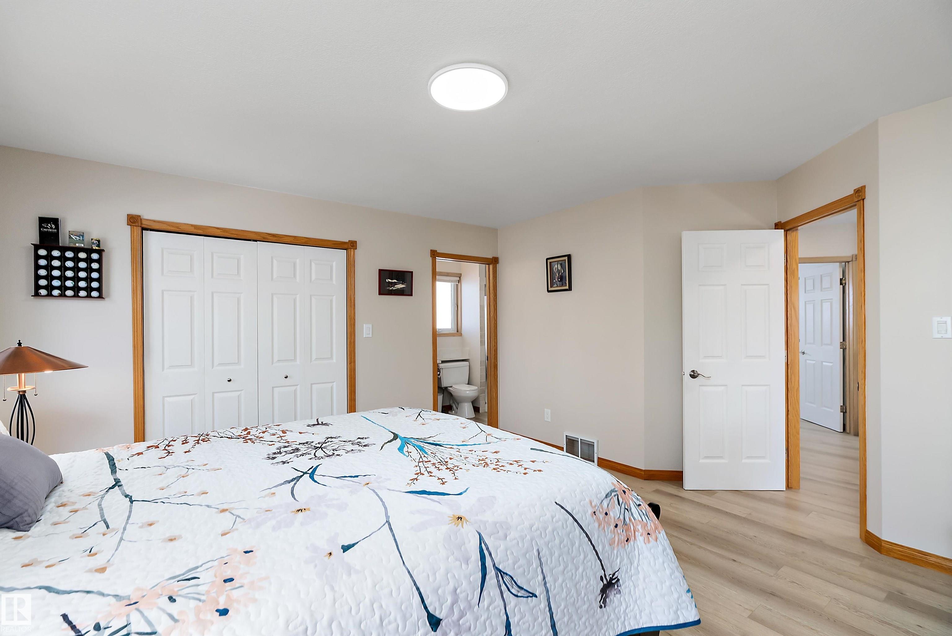 Photo 18 at 121 Dufferin Street, Deer Ridge, St. Albert