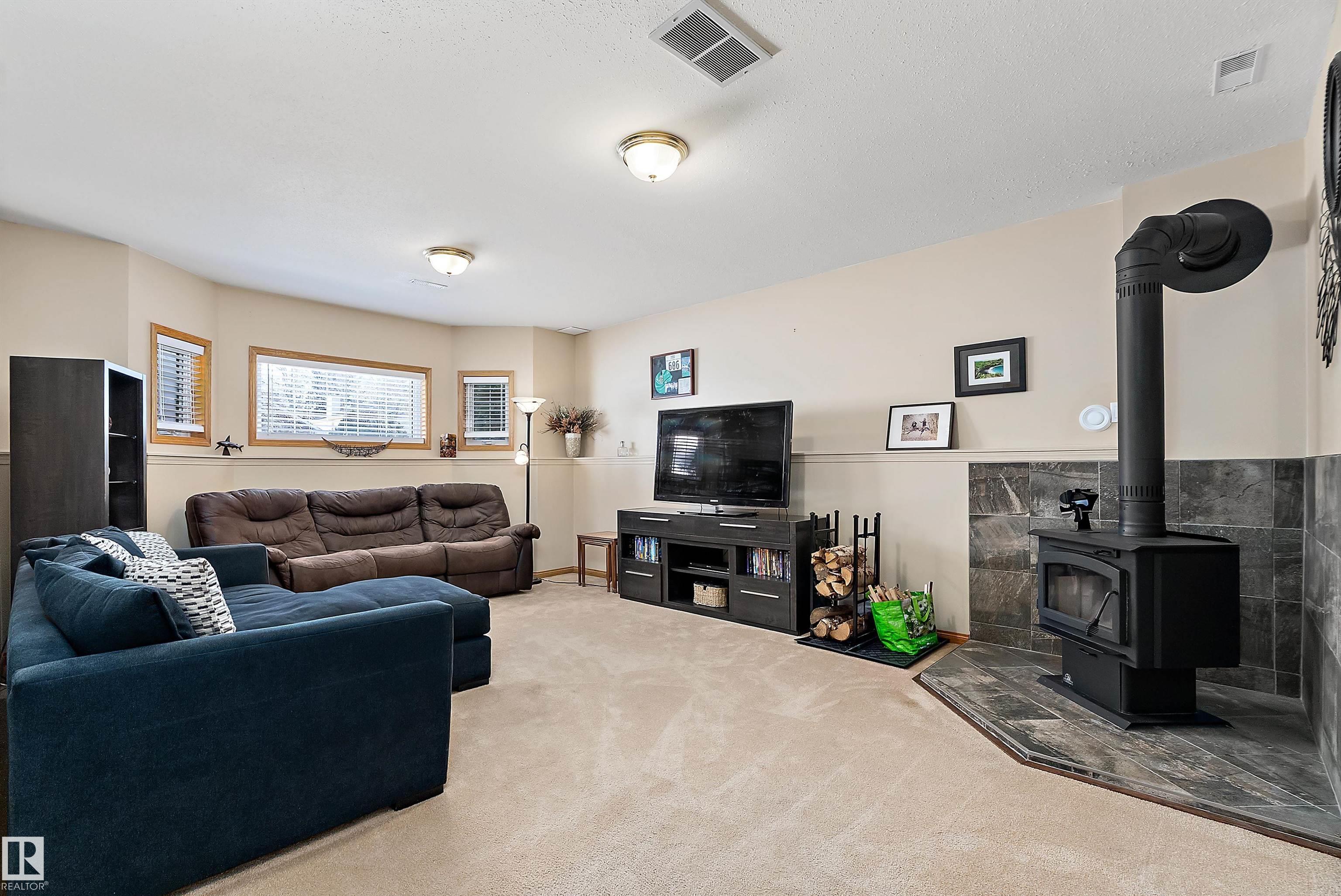 Photo 25 at 121 Dufferin Street, Deer Ridge, St. Albert