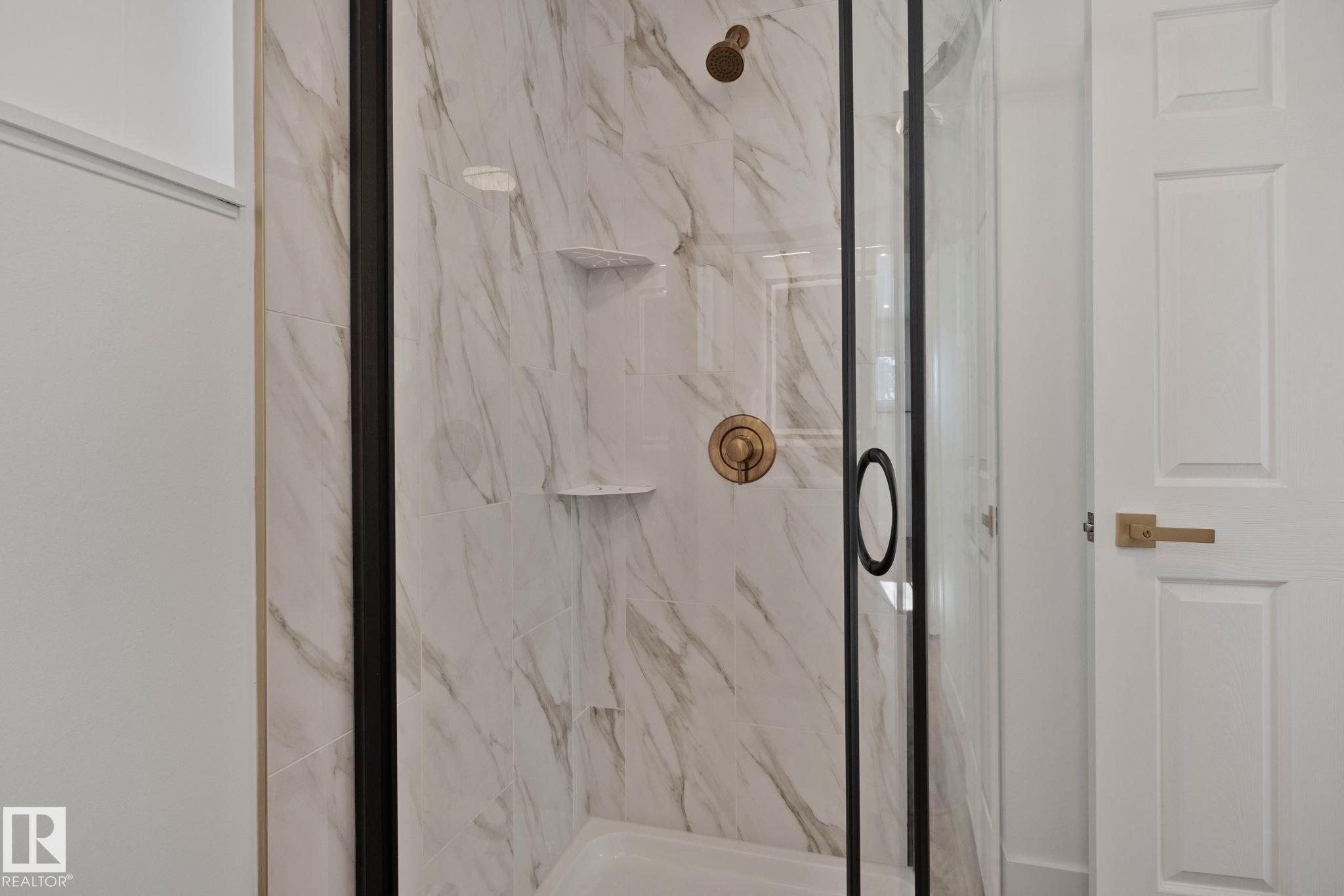 Photo 23 at 26 Alcott Crescent, Akinsdale, St. Albert