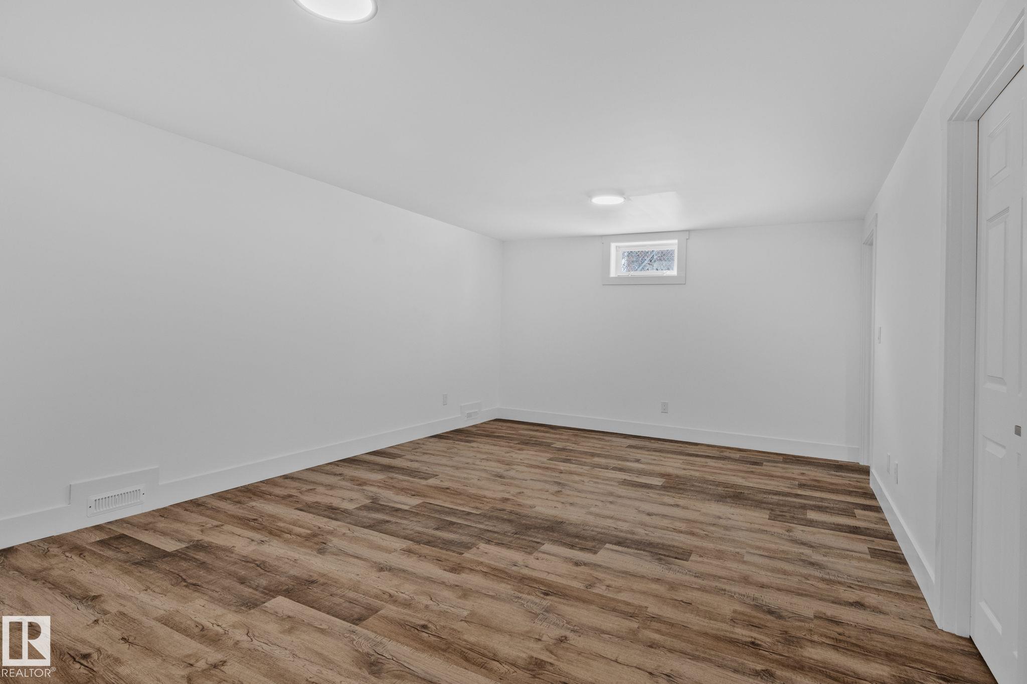 Photo 24 at 26 Alcott Crescent, Akinsdale, St. Albert