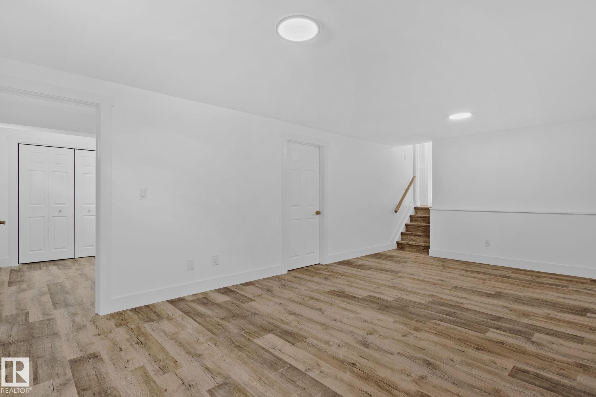 Photo 25 at 26 Alcott Crescent, Akinsdale, St. Albert