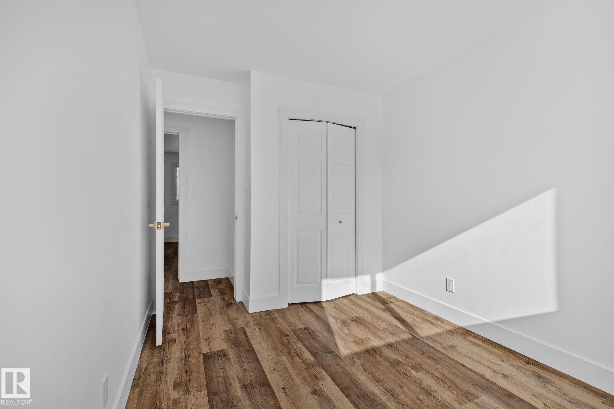 Photo 34 at 26 Alcott Crescent, Akinsdale, St. Albert