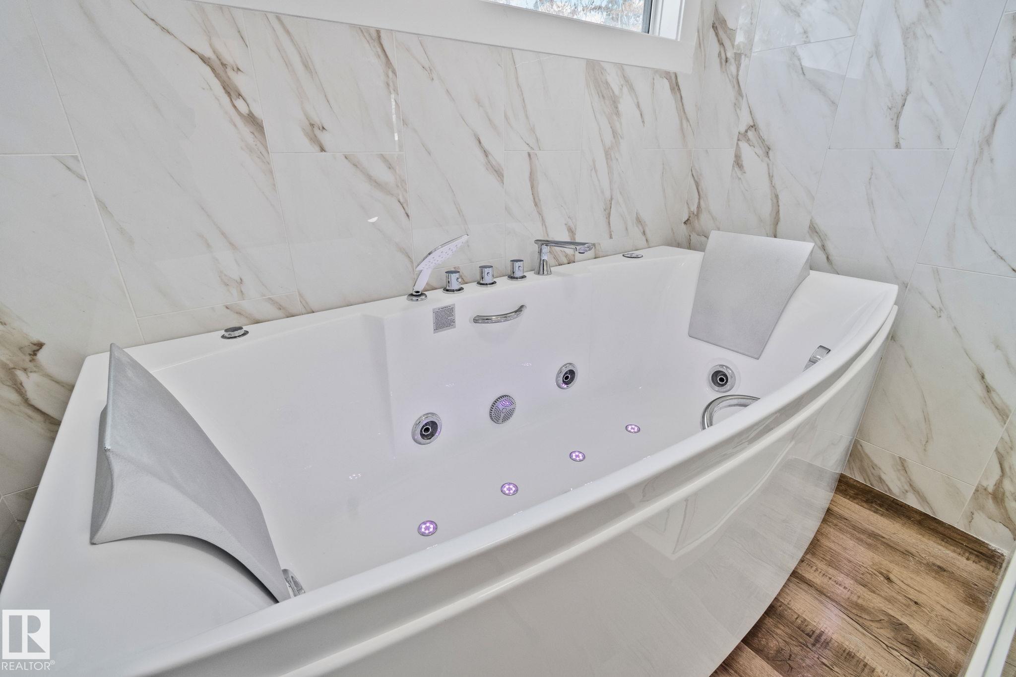 Photo 36 at 26 Alcott Crescent, Akinsdale, St. Albert