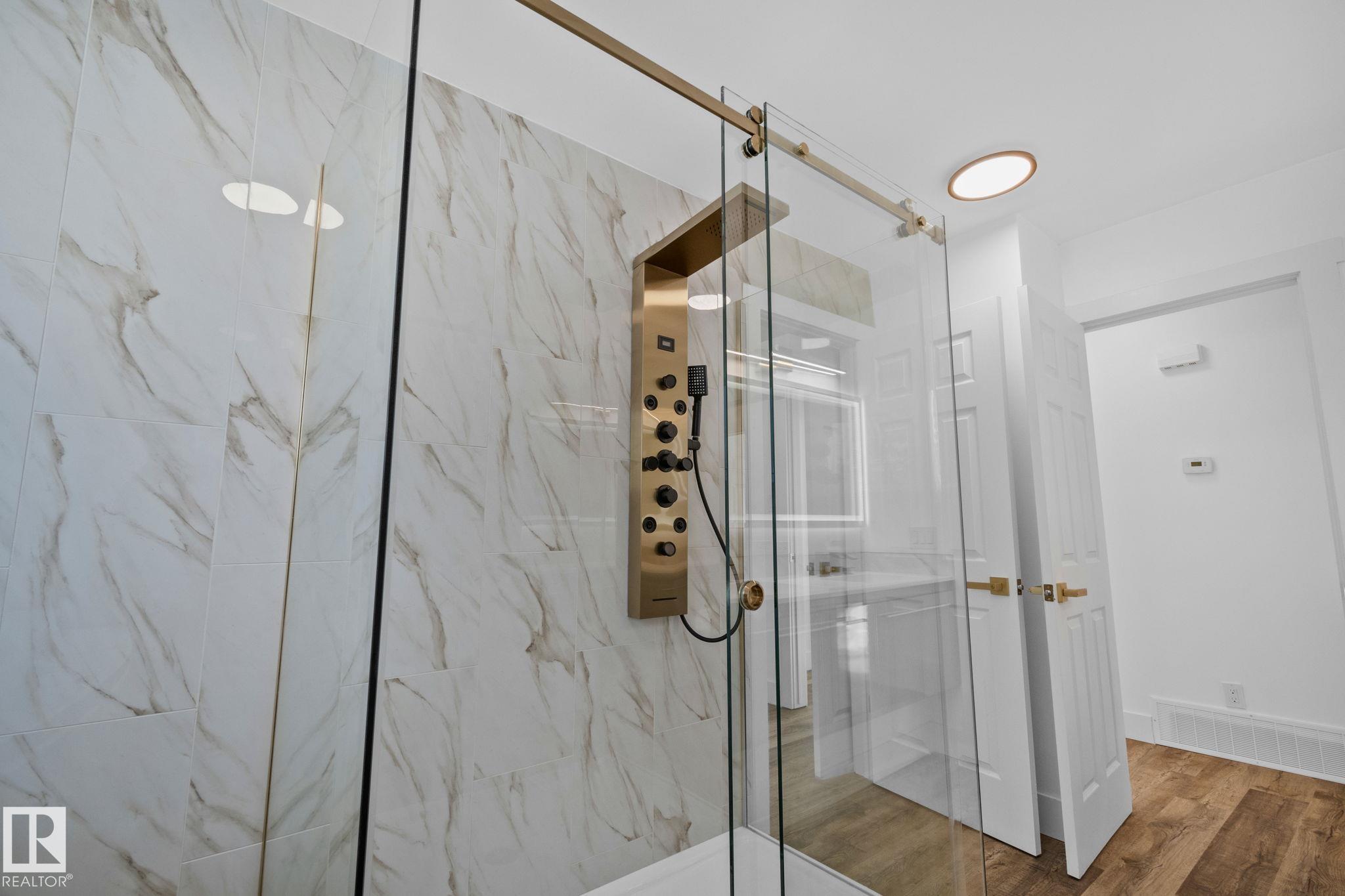 Photo 37 at 26 Alcott Crescent, Akinsdale, St. Albert