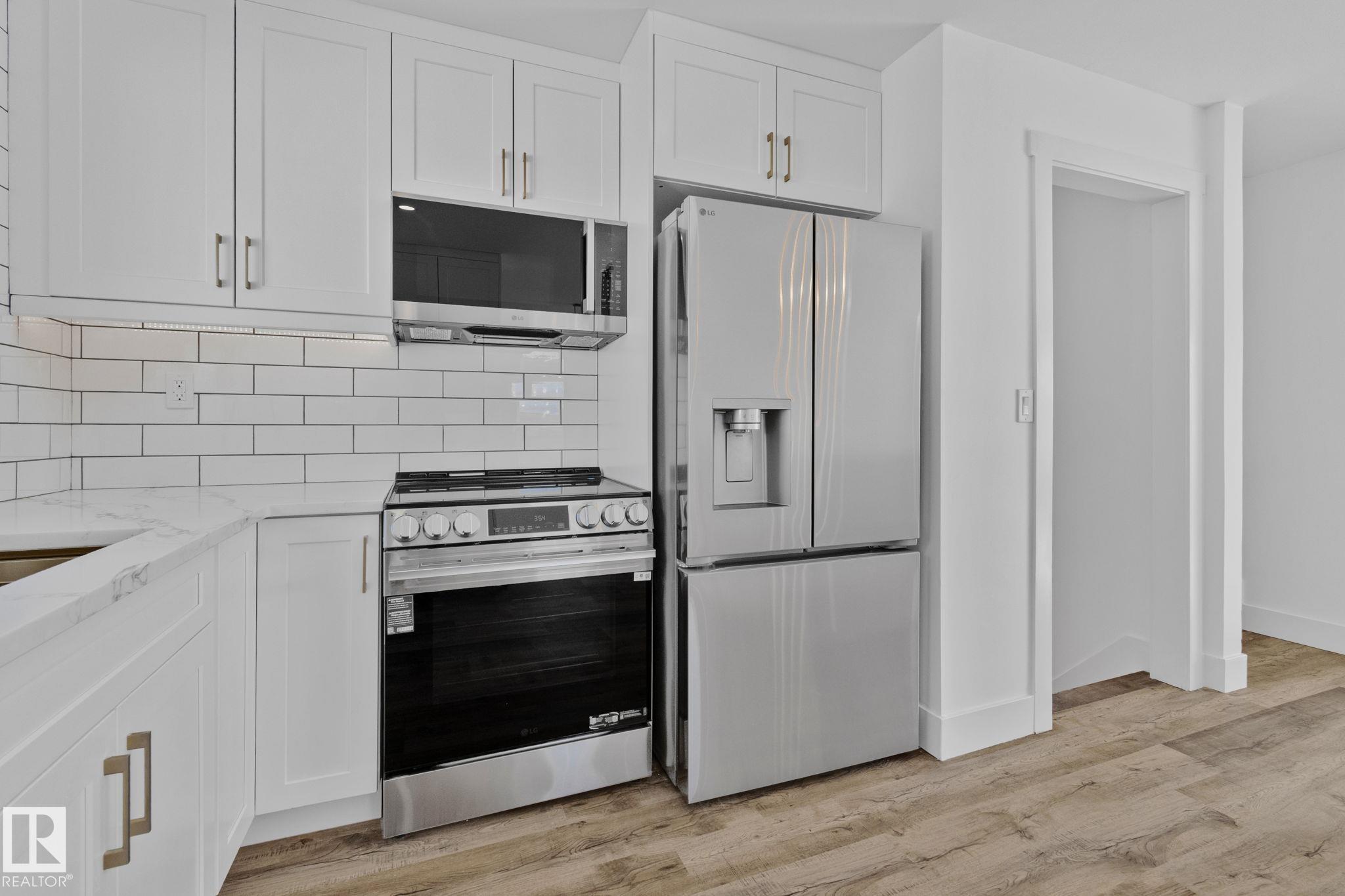 Photo 6 at 26 Alcott Crescent, Akinsdale, St. Albert