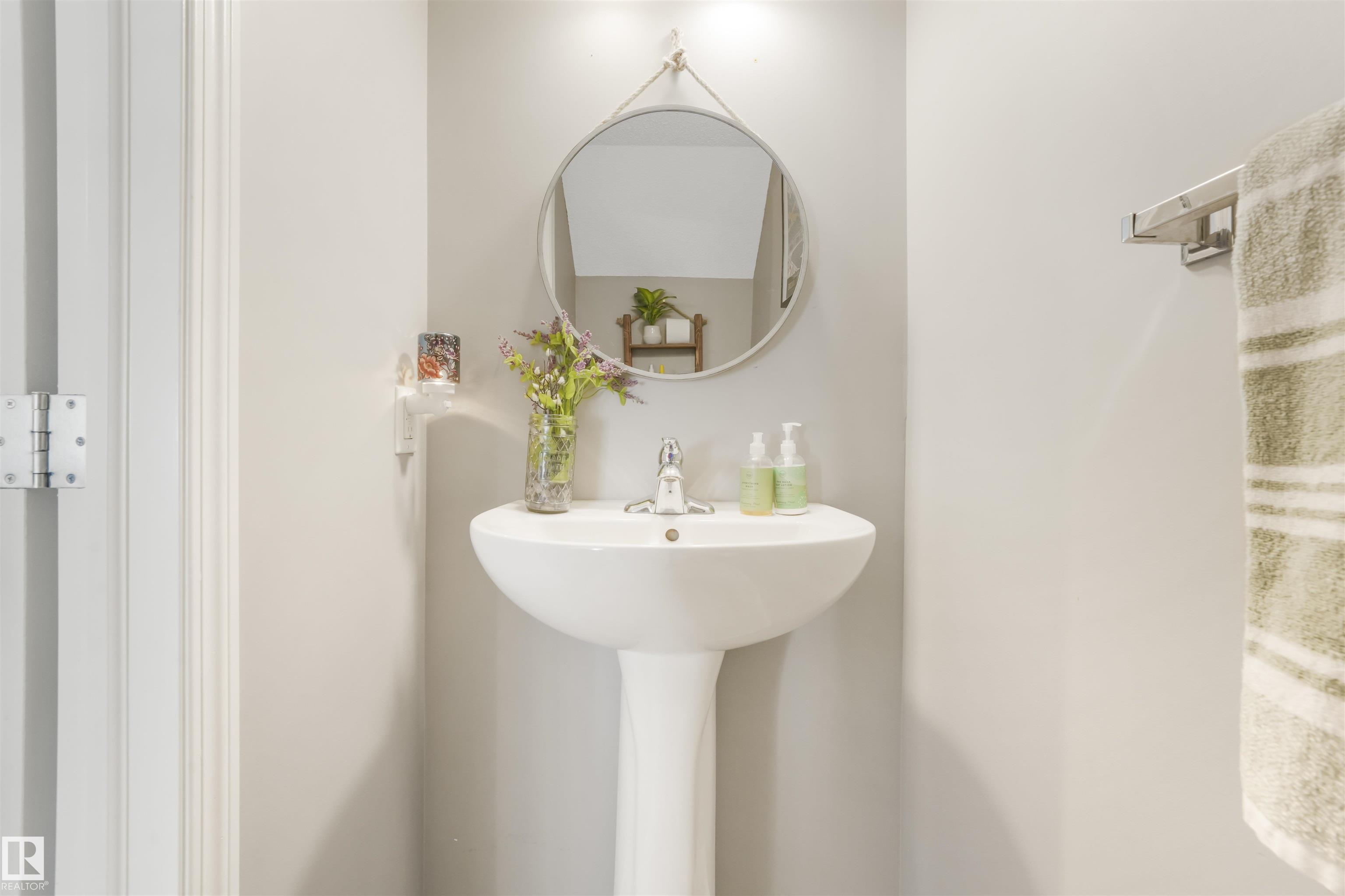 Photo 16 at 557 Orchards Boulevard SW, The Orchards At Ellerslie, Edmonton