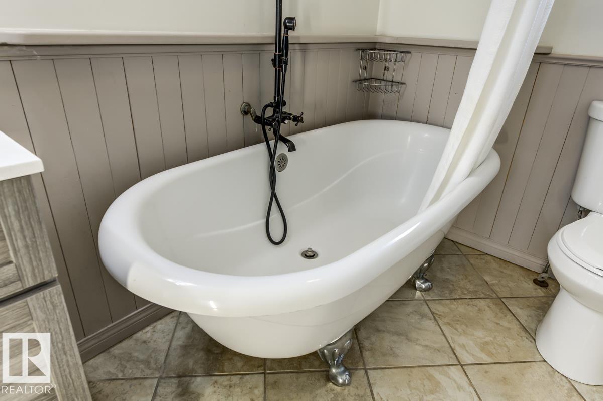 Photo 31 at 31 Greer Crescent, Grandin, St. Albert