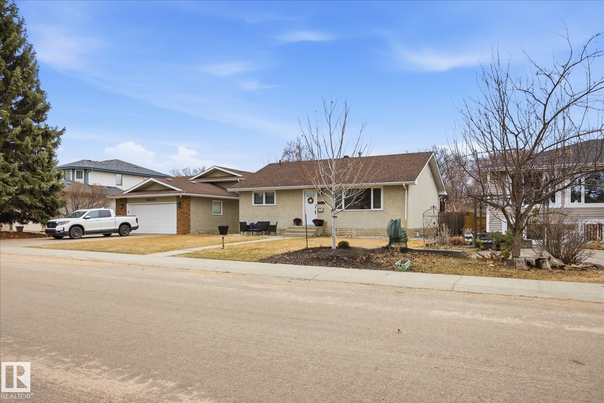 https://zimg.paragon.ice.com/ParagonImages/Property/PM/RAE/225395415/31/0/0/59e0663dd2d8caa5a8d24b66b5089997/1/e82ed6b38fe6a520402f8e38e0066cd8/225395415-fc638496-0fb3-4ac0-b2b3-8d60aeca0cac.JPG