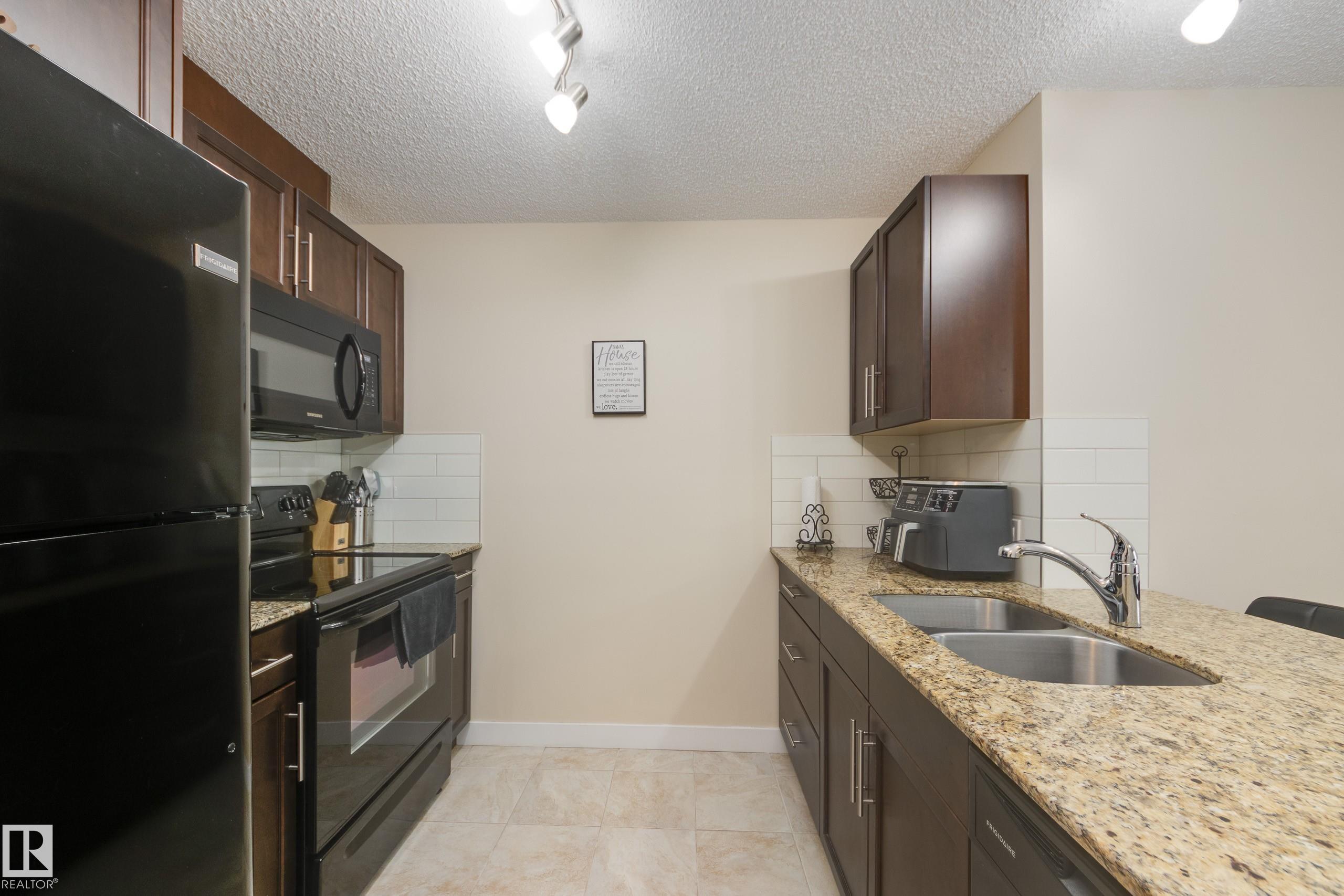 Photo 5 at 2216 - 4 Augustine Crescent, Aspen Trails, Sherwood Park