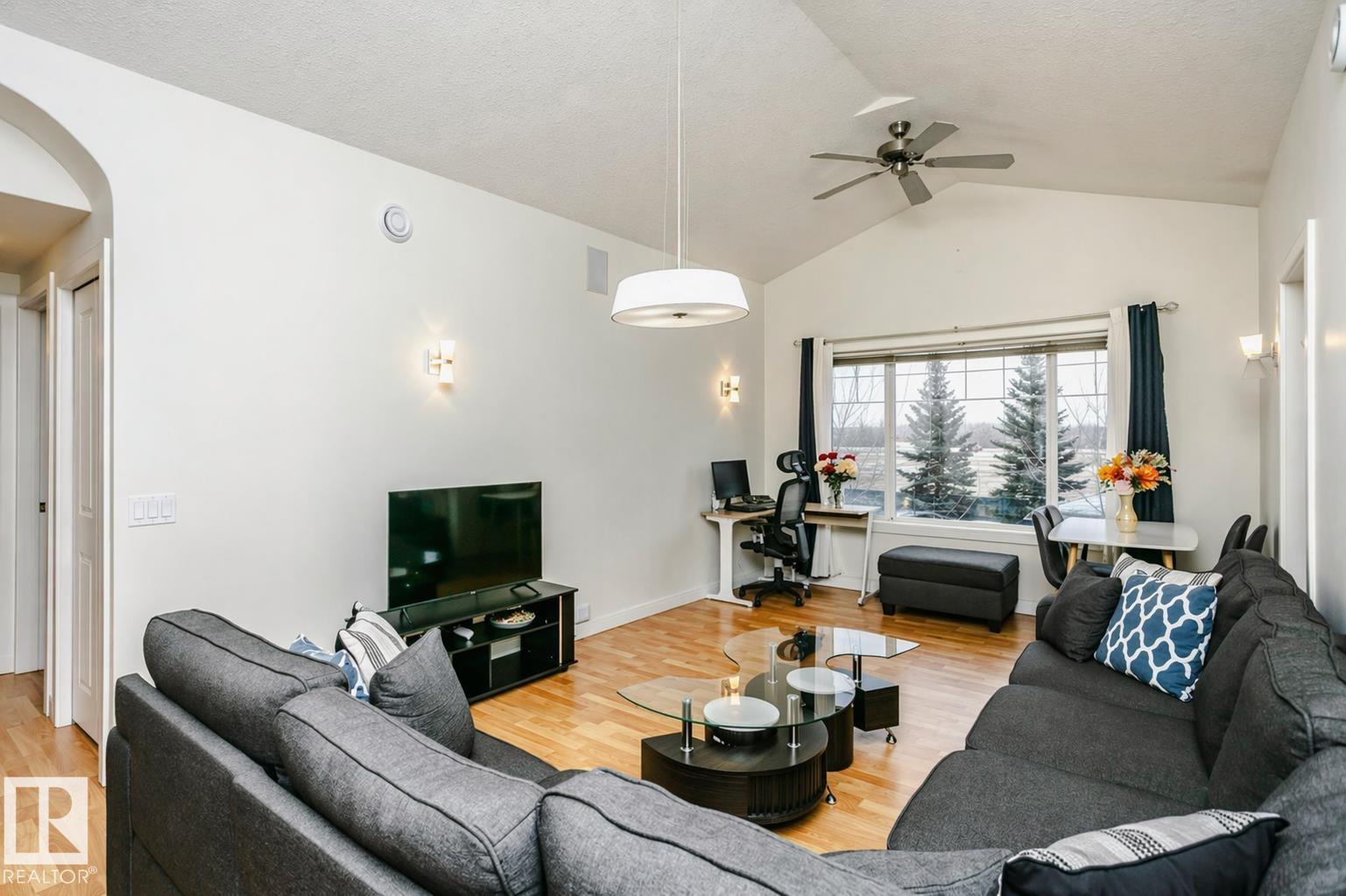 https://zimg.paragon.ice.com/ParagonImages/Property/PM/RAE/225395422/10/0/0/b253671b873f8c450fcb5997ddb8f799/1/9f0a7150567aaa52f49090aa8e91644a/225395422-ffdc073a-1467-4a3b-9d51-347b0661383b.JPG