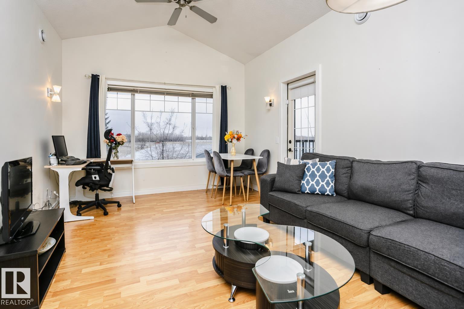 https://zimg.paragon.ice.com/ParagonImages/Property/PM/RAE/225395422/11/0/0/0175ff5081a4e03d078a965d67d4162e/1/9f0a7150567aaa52f49090aa8e91644a/225395422-0acefa33-47b0-4520-9c7f-511832720940.JPG
