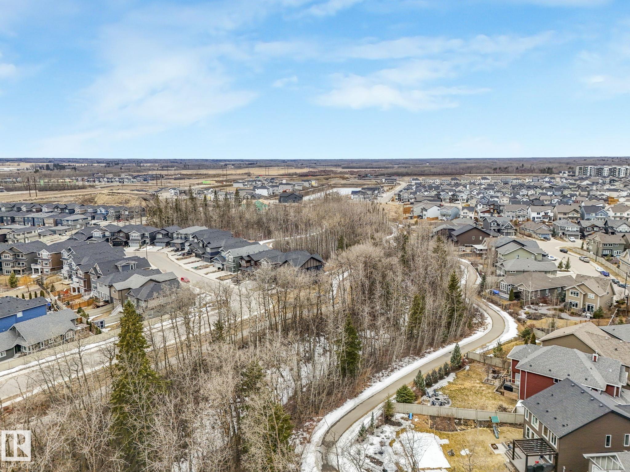 https://zimg.paragon.ice.com/ParagonImages/Property/PM/RAE/225395423/67/0/0/e4caf114504823251cfc8aaddaab8cbe/1/c1c83cc48d2e1c427497c4fefa6479b9/225395423-badcbe0f-f230-41b9-b142-80ea2e04929e.JPG