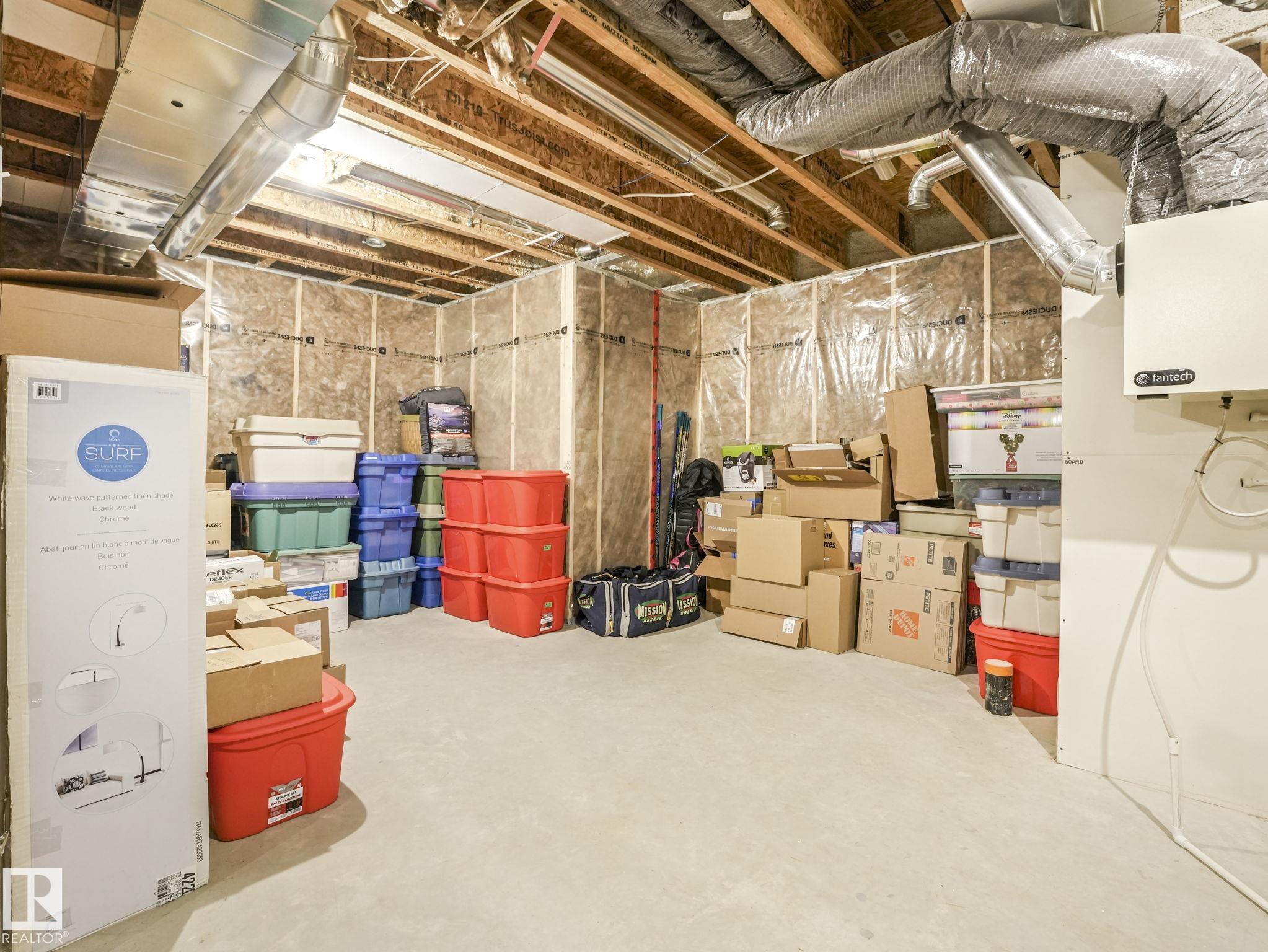 https://zimg.paragon.ice.com/ParagonImages/Property/PM/RAE/225395423/71/0/0/0980f7b36a6e62e65c98739bba8c9e76/1/c1c83cc48d2e1c427497c4fefa6479b9/225395423-7da134ad-7b2f-45e7-93c1-7923cc66a5ba.JPG