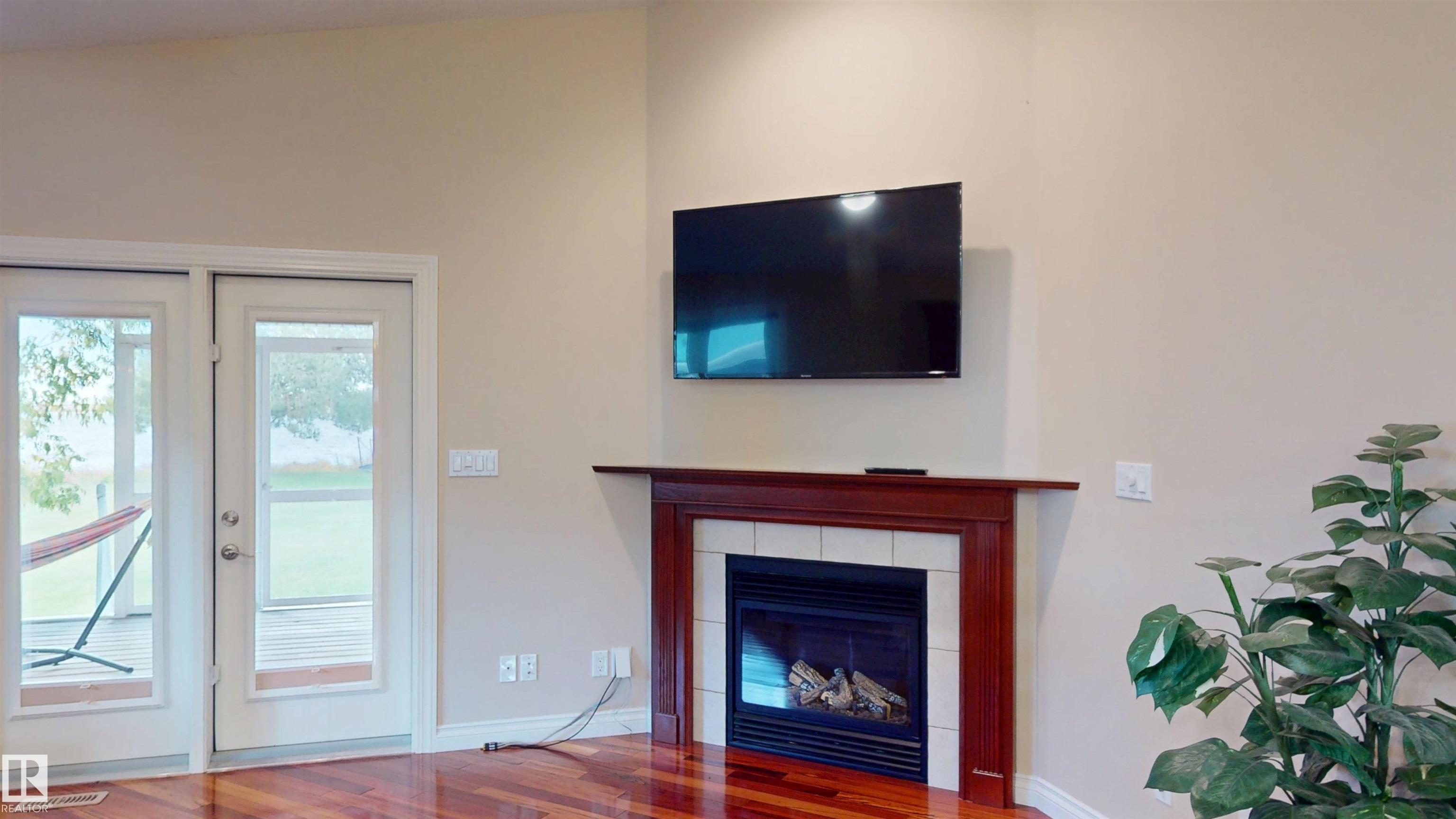 Photo 16 at 17 53026 Rge Road 43, Rizzie Beach, Rural Parkland County