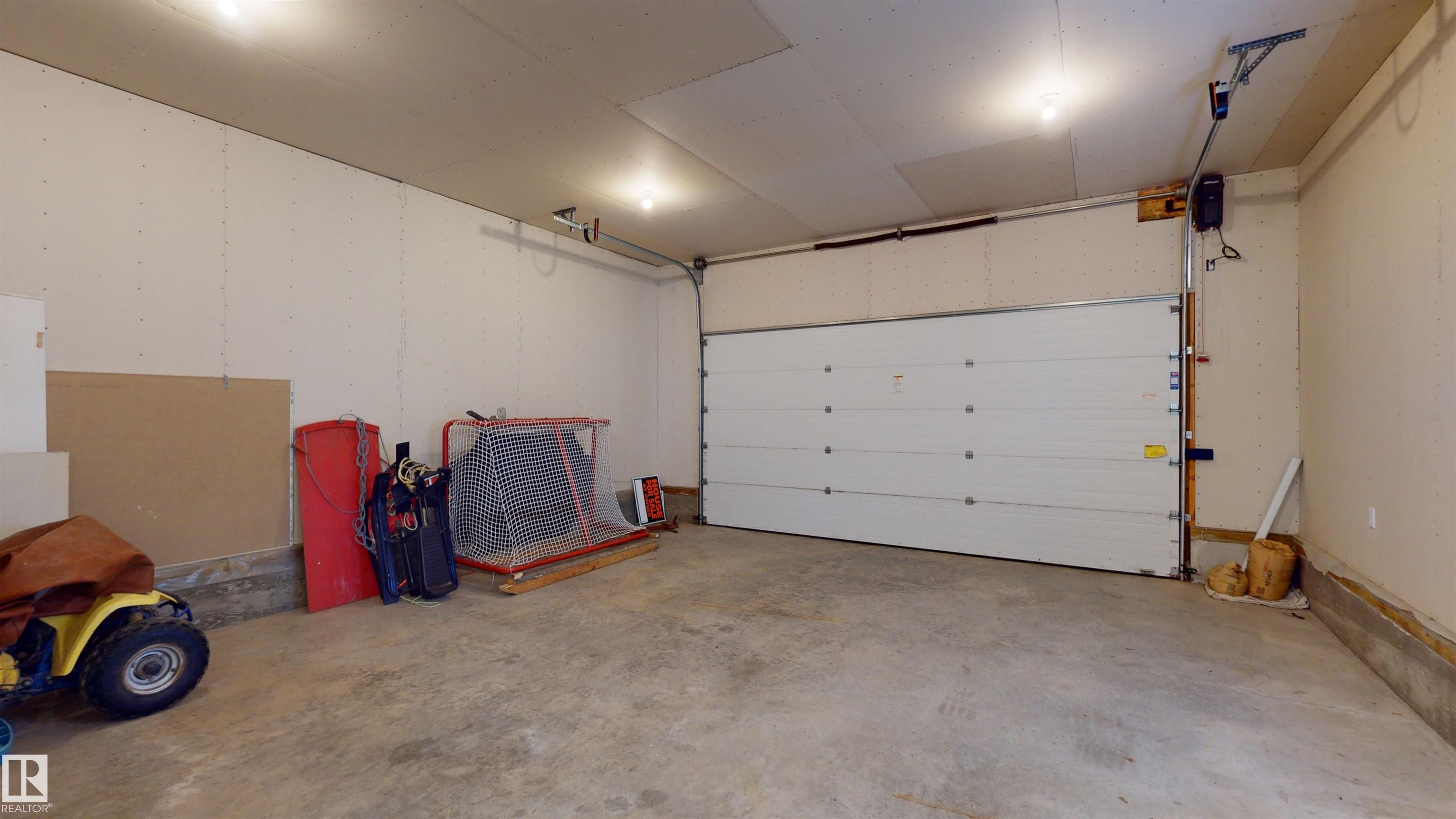 Photo 27 at 17 53026 Rge Road 43, Rizzie Beach, Rural Parkland County