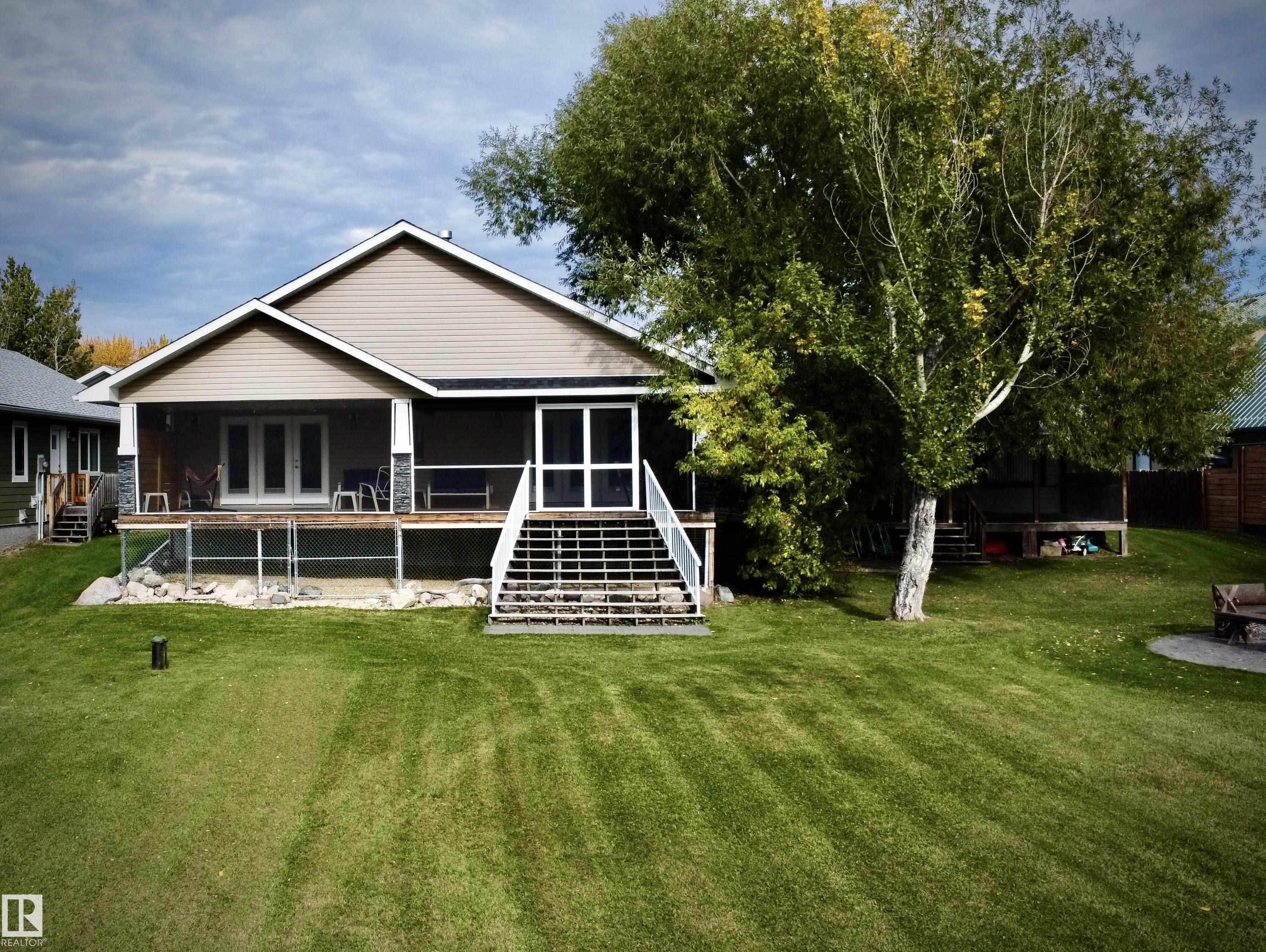 17 53026 Rge Road 43, Rizzie Beach, Rural Parkland County