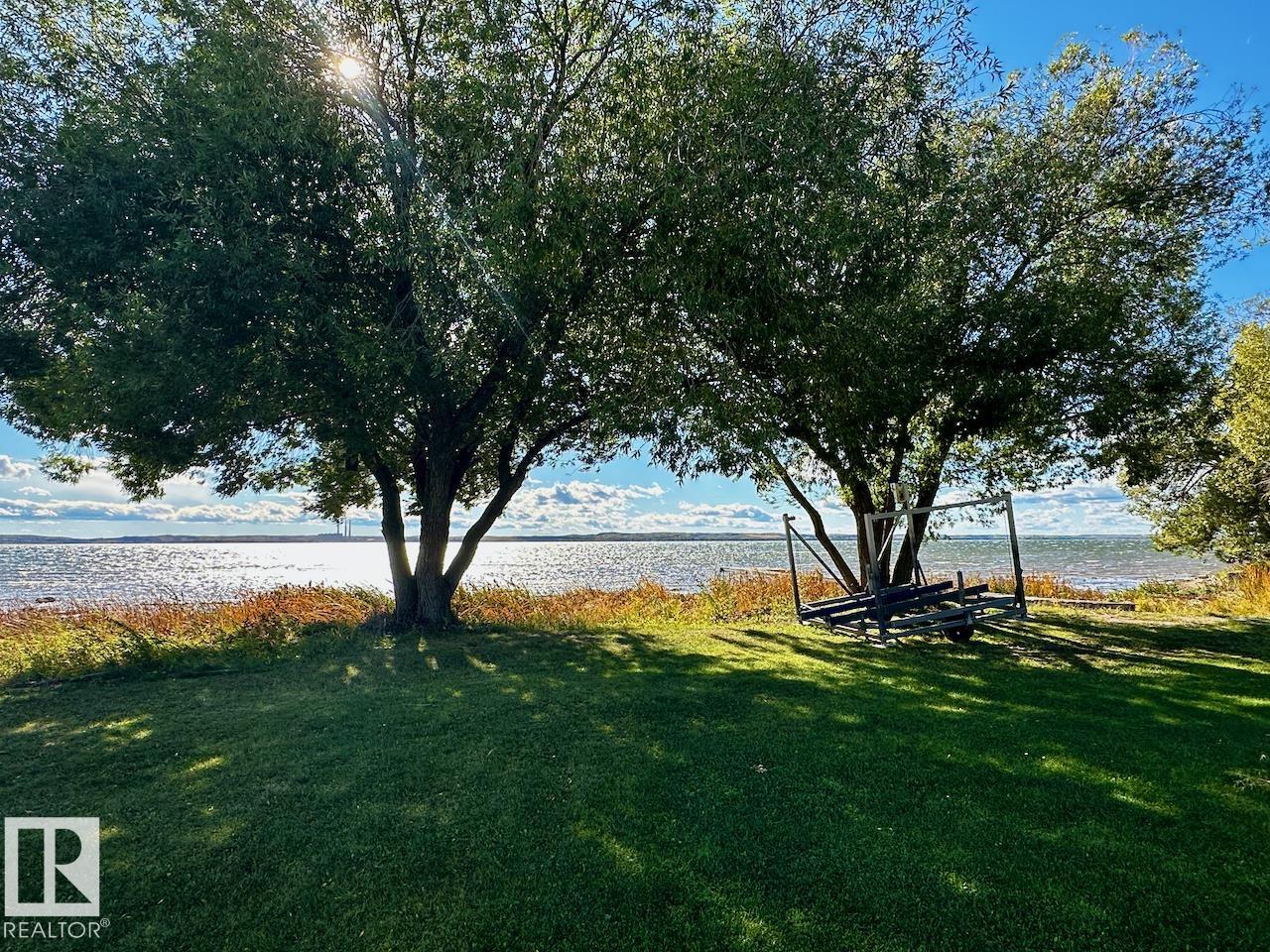 Photo 6 at 17 53026 Rge Road 43, Rizzie Beach, Rural Parkland County