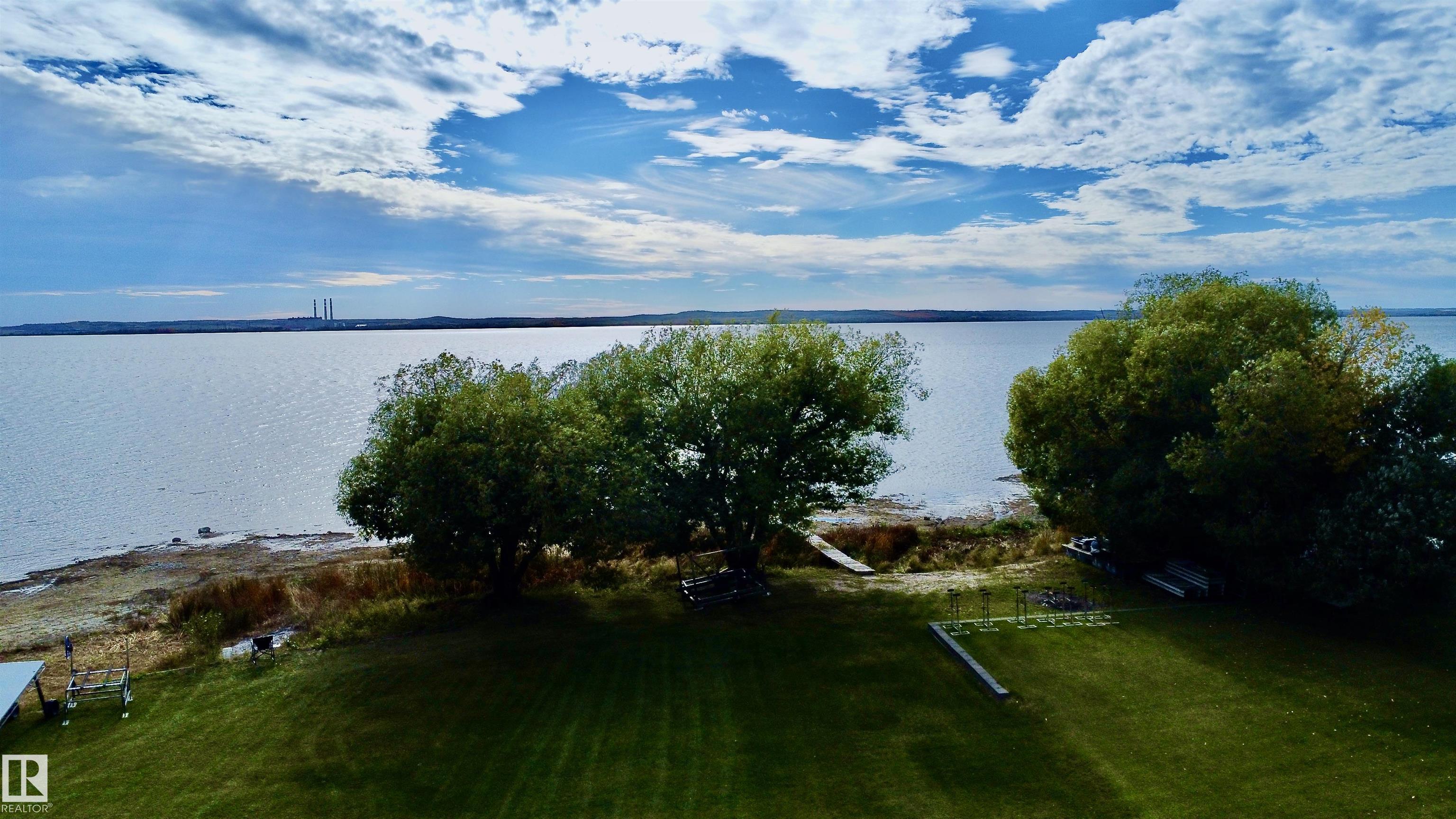 Photo 7 at 17 53026 Rge Road 43, Rizzie Beach, Rural Parkland County