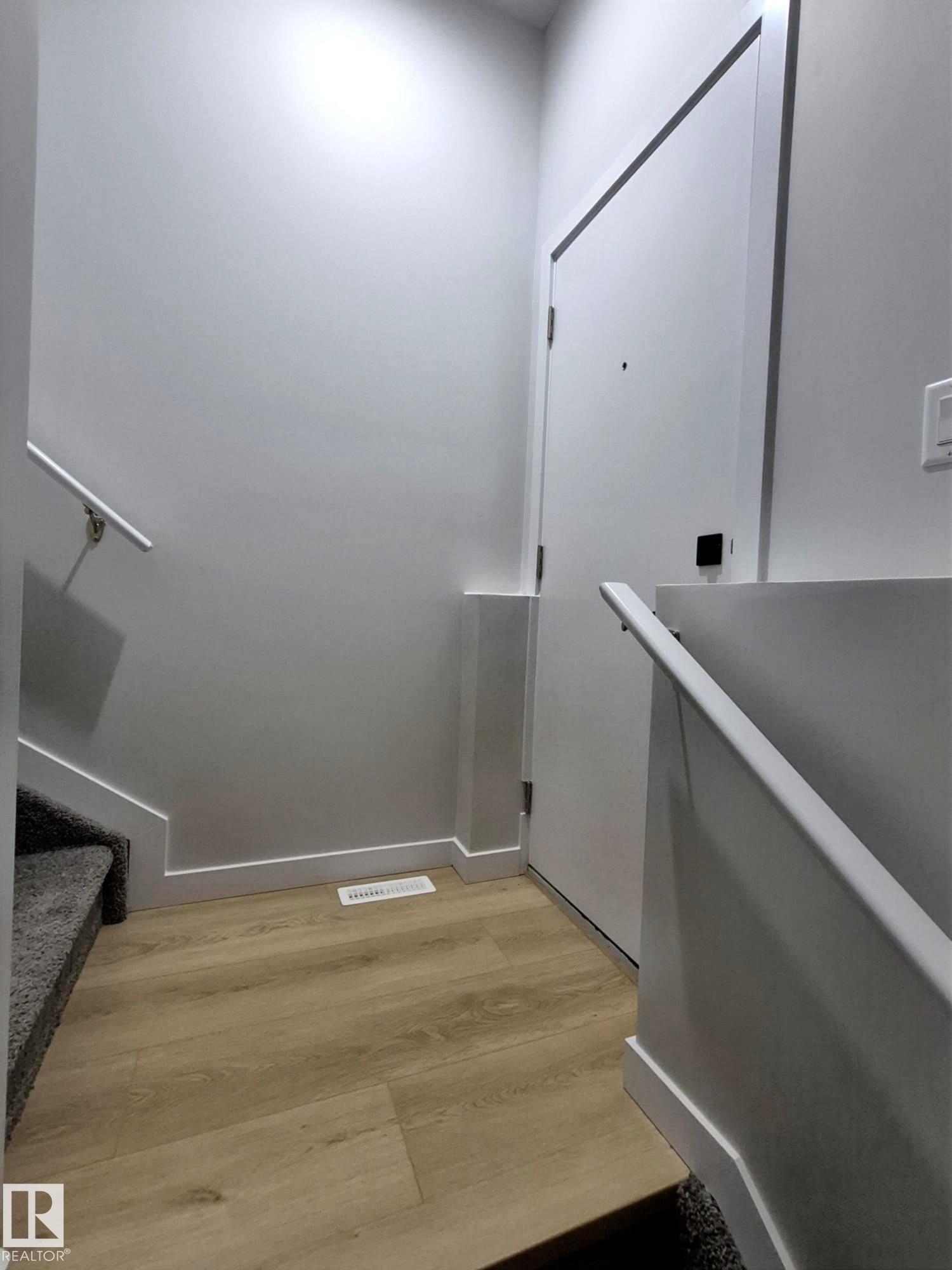 Photo 20 at 6379 King Wynd SW, Keswick, Edmonton