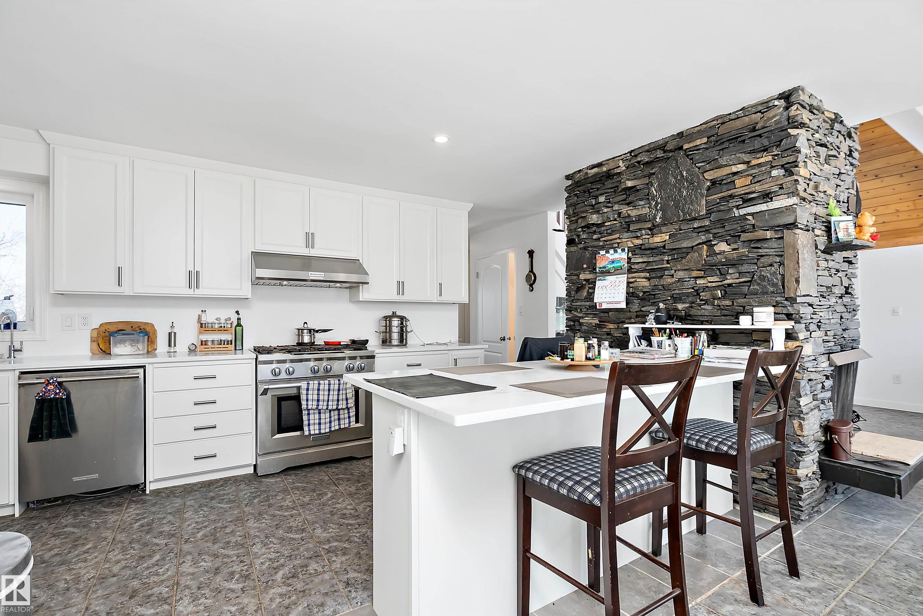 Photo 12 at 51231 Rge Road 210, None, Rural Strathcona County