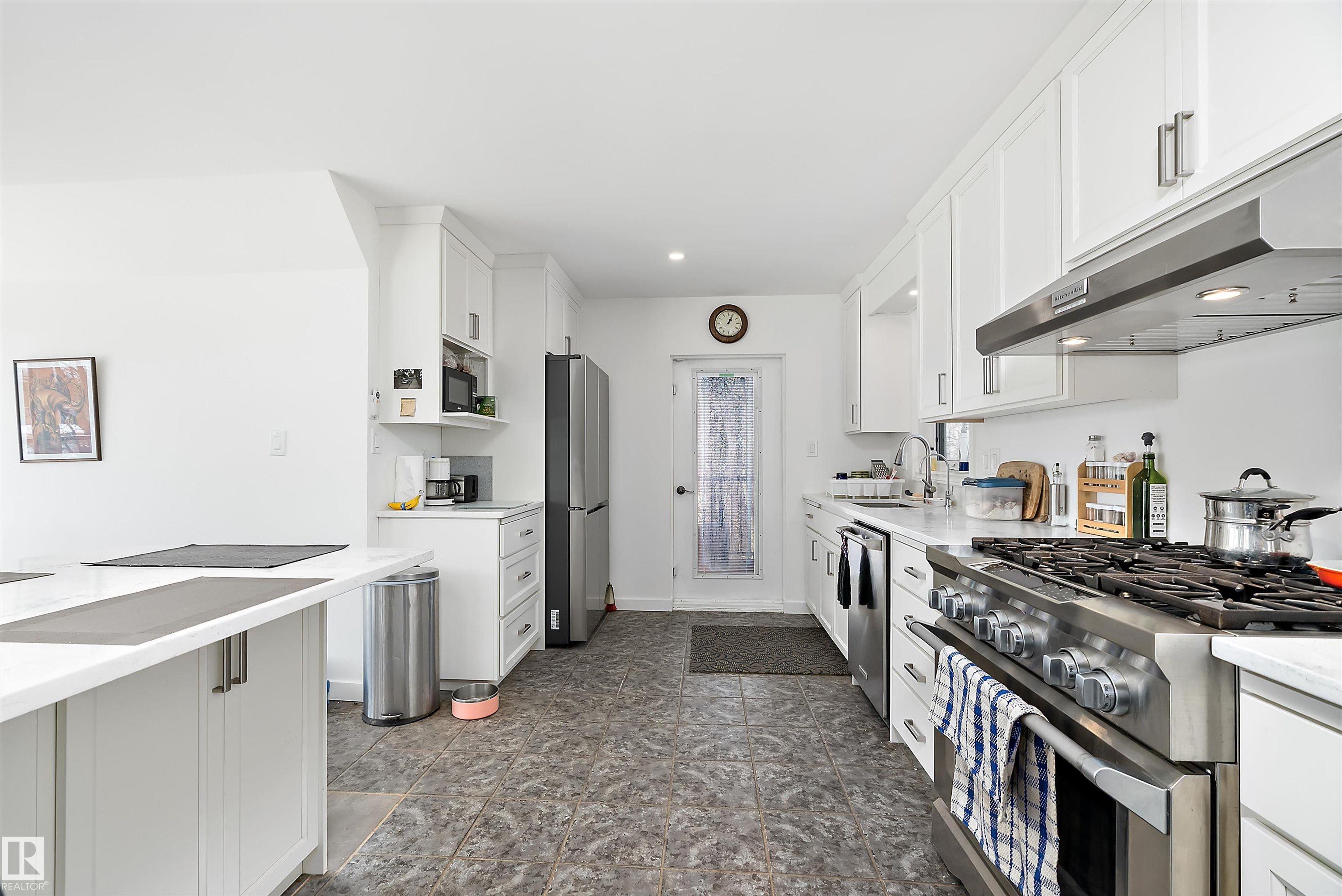 Photo 13 at 51231 Rge Road 210, None, Rural Strathcona County