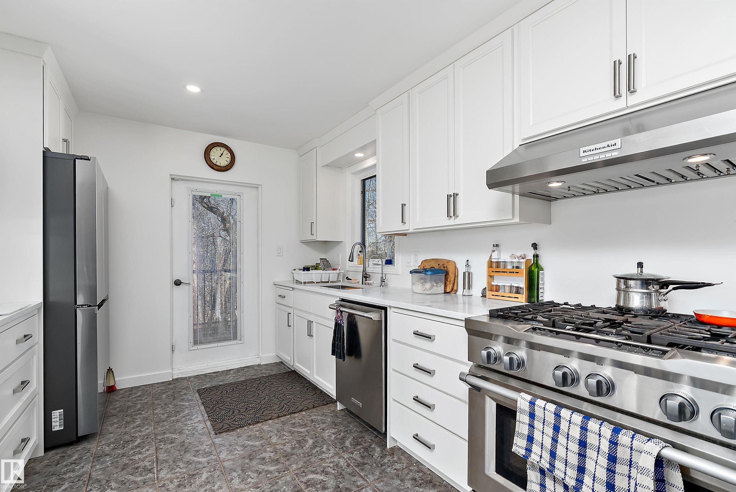 Photo 14 at 51231 Rge Road 210, None, Rural Strathcona County