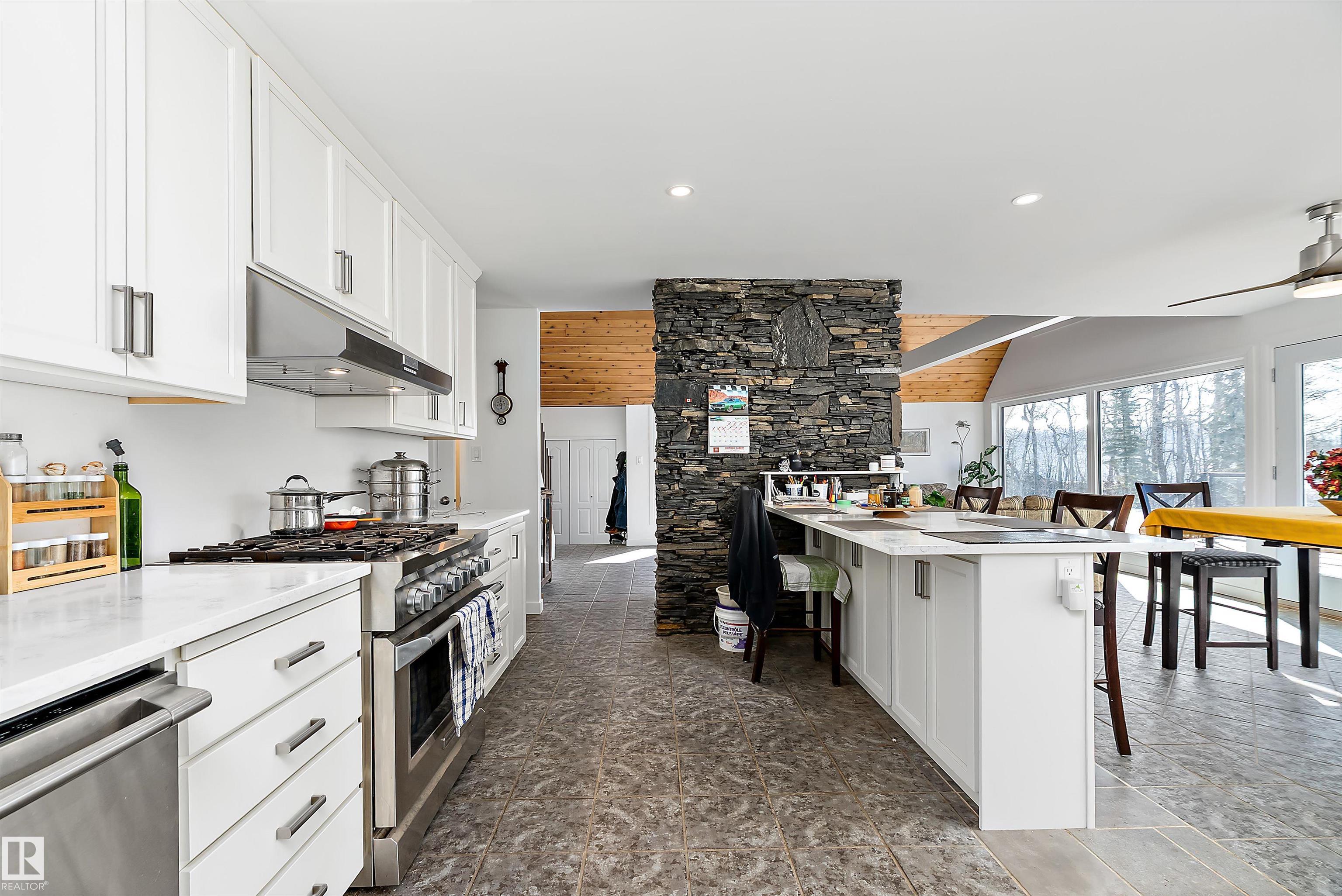 Photo 15 at 51231 Rge Road 210, None, Rural Strathcona County