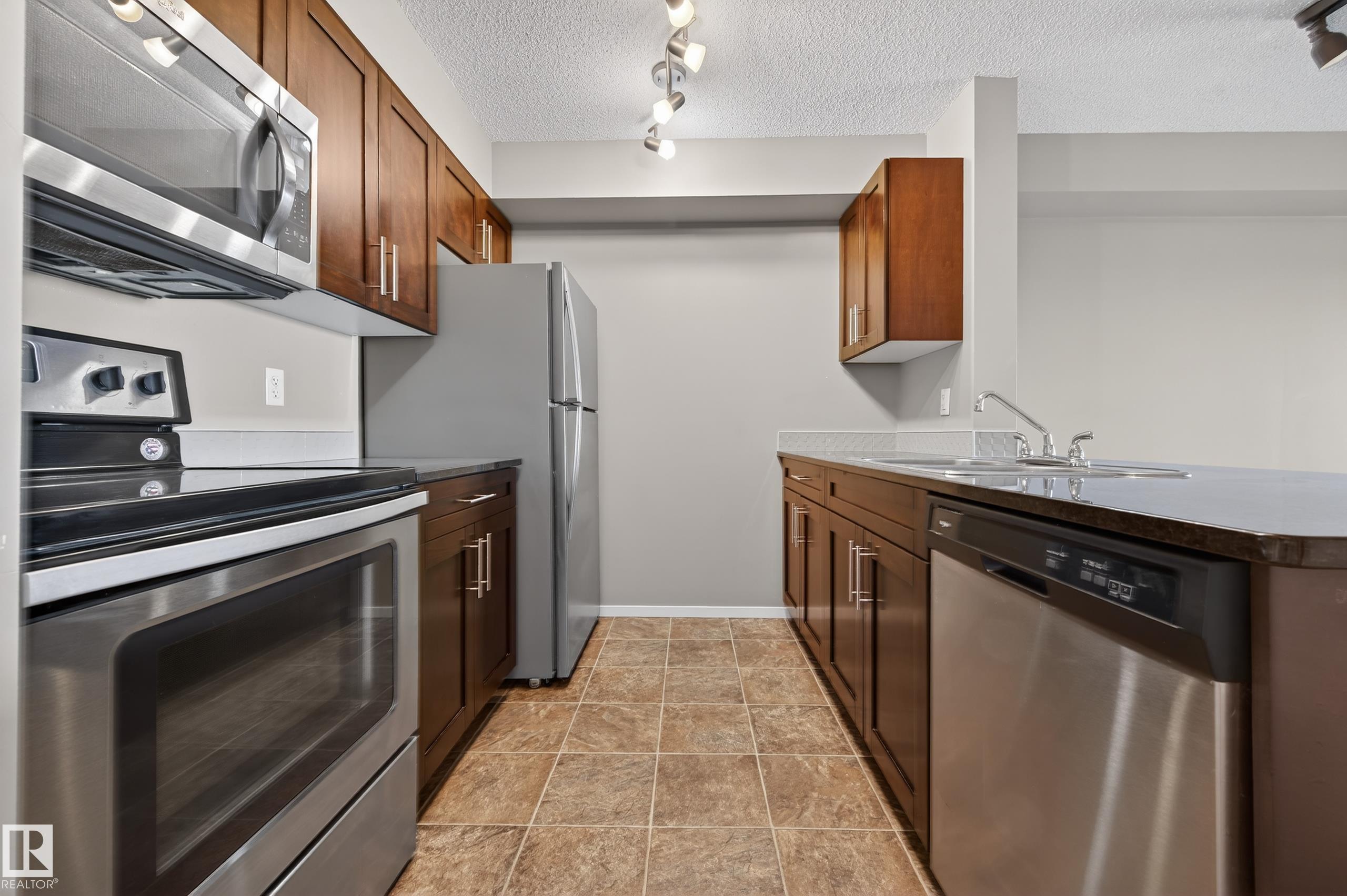 Picture for #404 5370 Chappelle RD SW