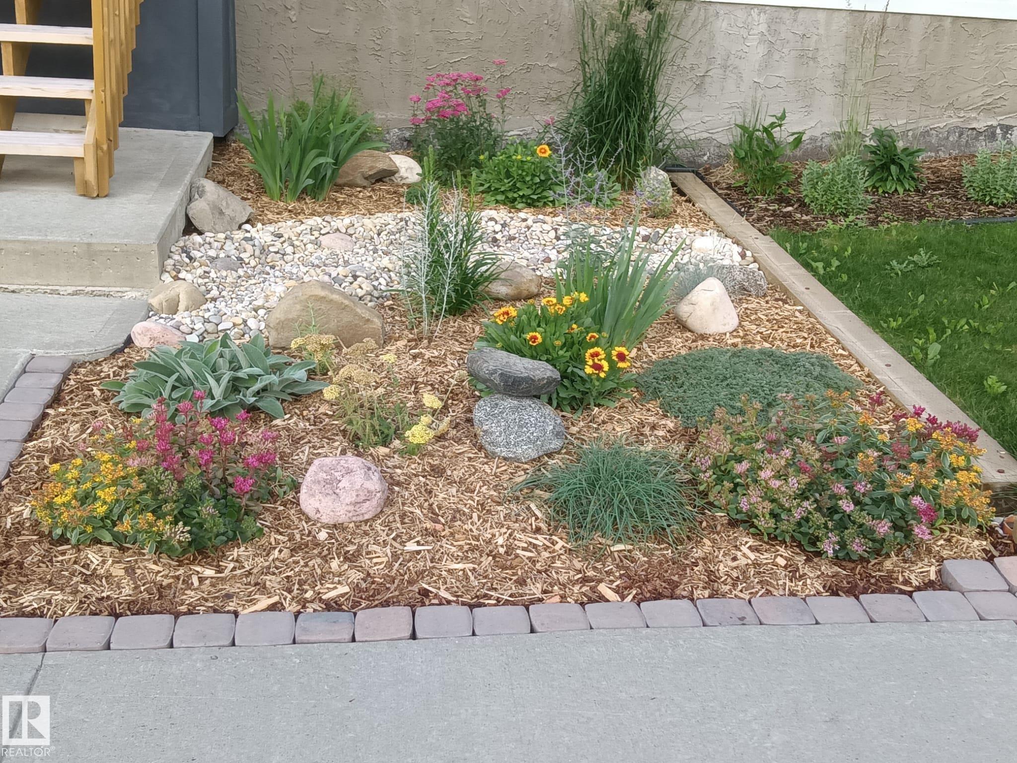 Photo 32 at 14 Vivian Way, Spruce Village, Spruce Grove