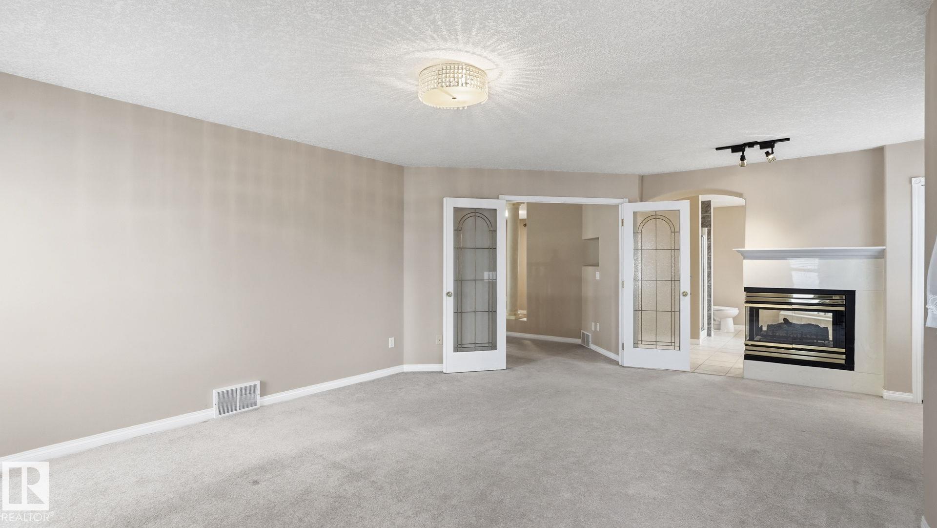 Photo 26 at 1007 Ormsby Crescent NW, Ormsby Place, Edmonton