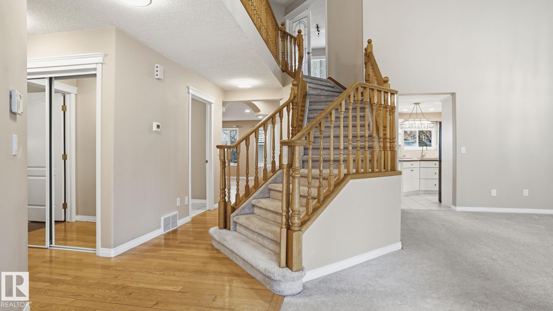 Picture for 1007 ORMSBY CR NW