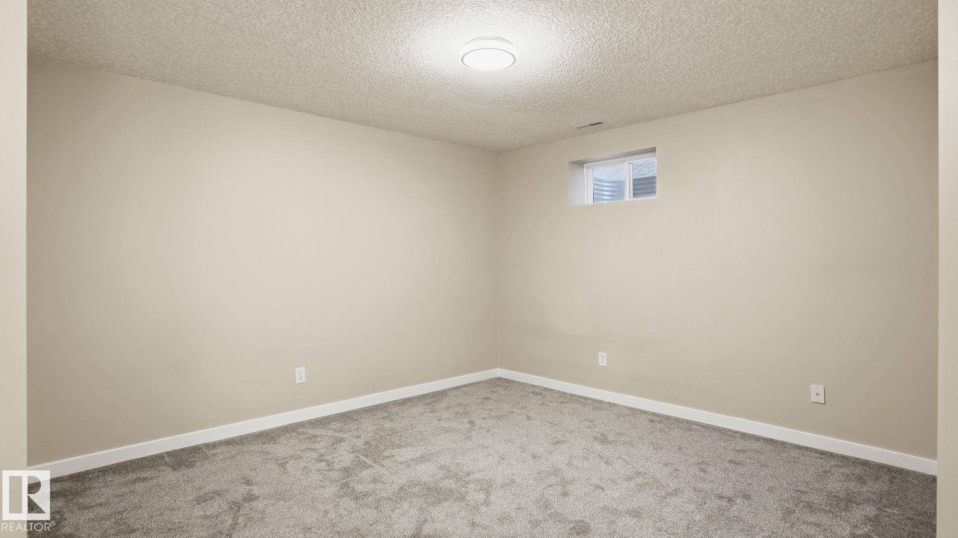 Photo 38 at 1007 Ormsby Crescent NW, Ormsby Place, Edmonton