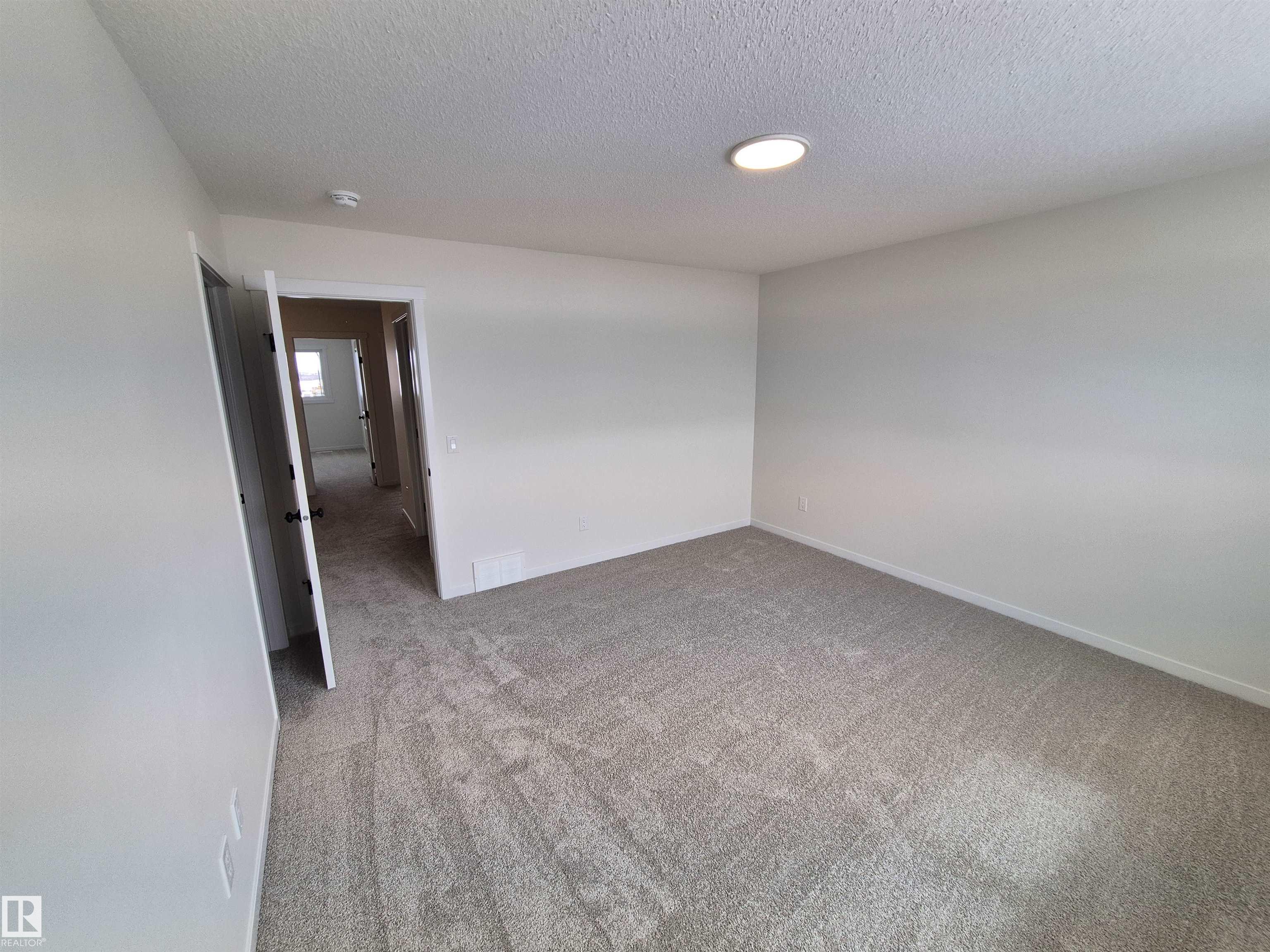 Photo 15 at 1084 Mcleod Avenue, Easton, Spruce Grove