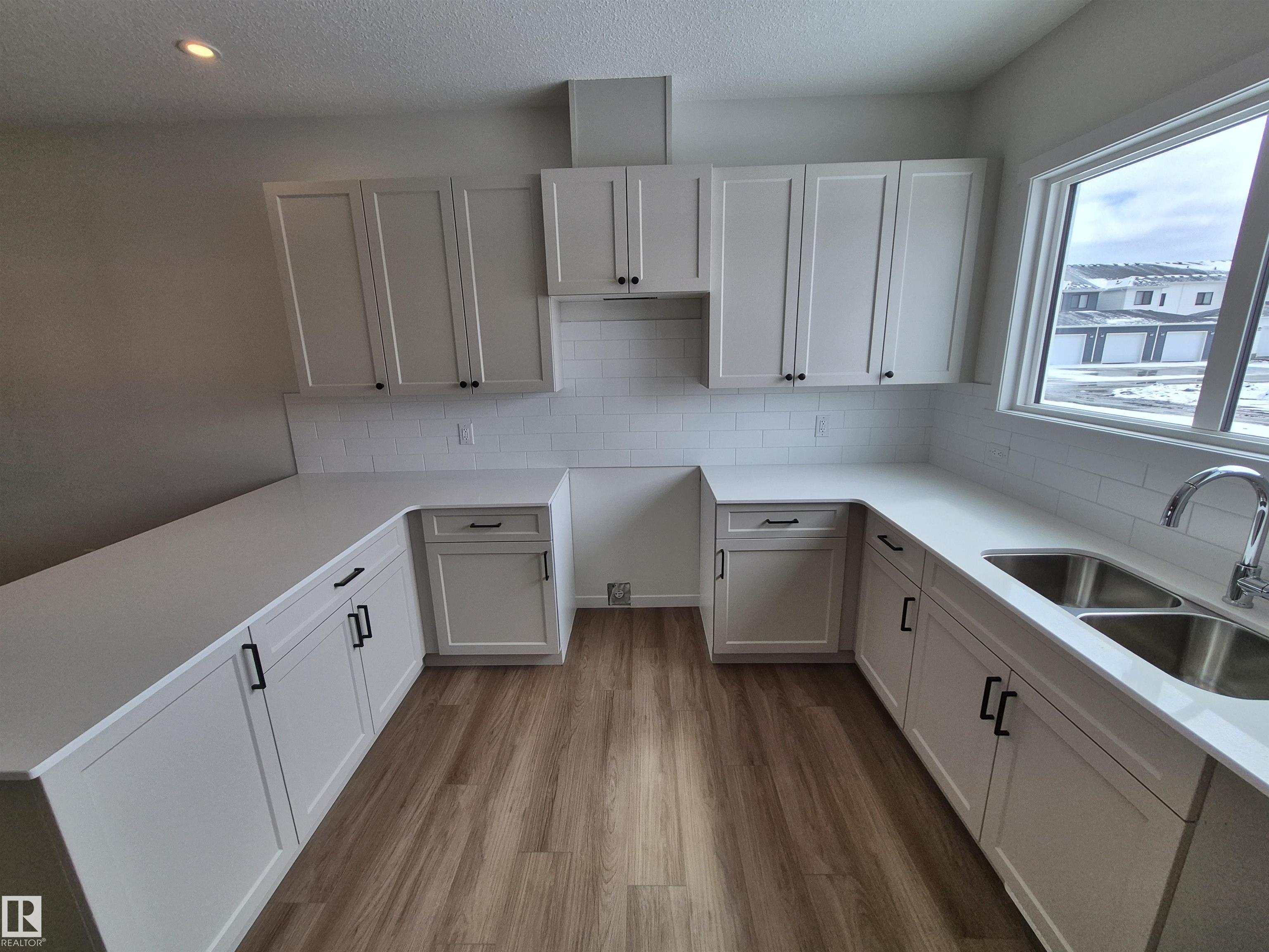 Photo 7 at 1084 Mcleod Avenue, Easton, Spruce Grove