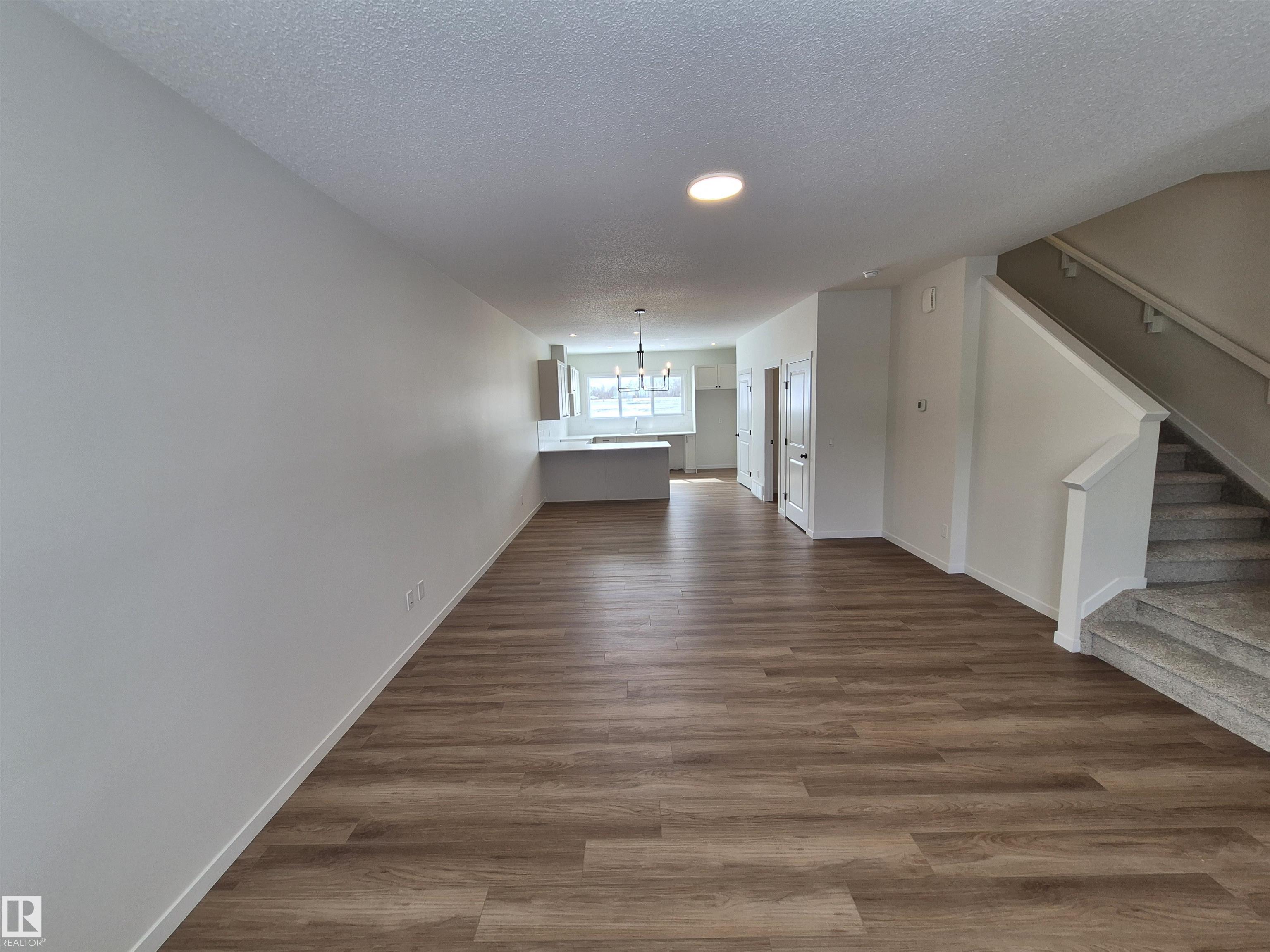 Photo 9 at 1084 Mcleod Avenue, Easton, Spruce Grove