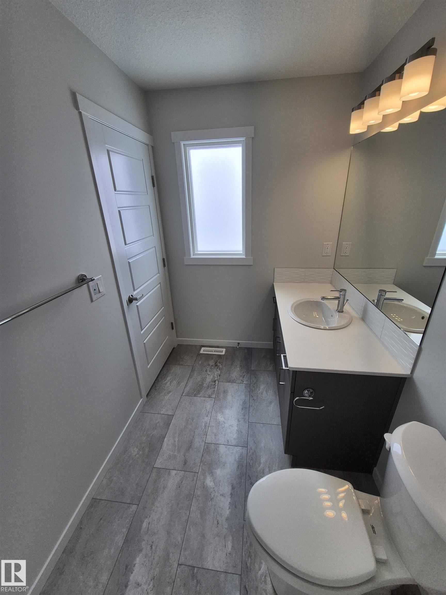 Photo 14 at 1088 Mcleod Avenue, Easton, Spruce Grove