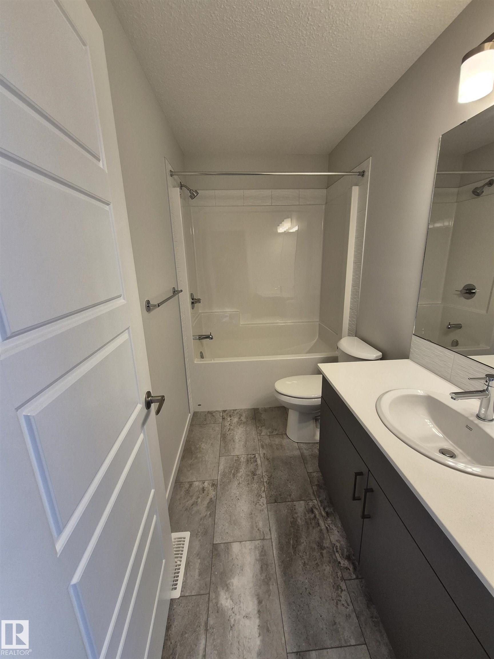 Photo 20 at 1088 Mcleod Avenue, Easton, Spruce Grove