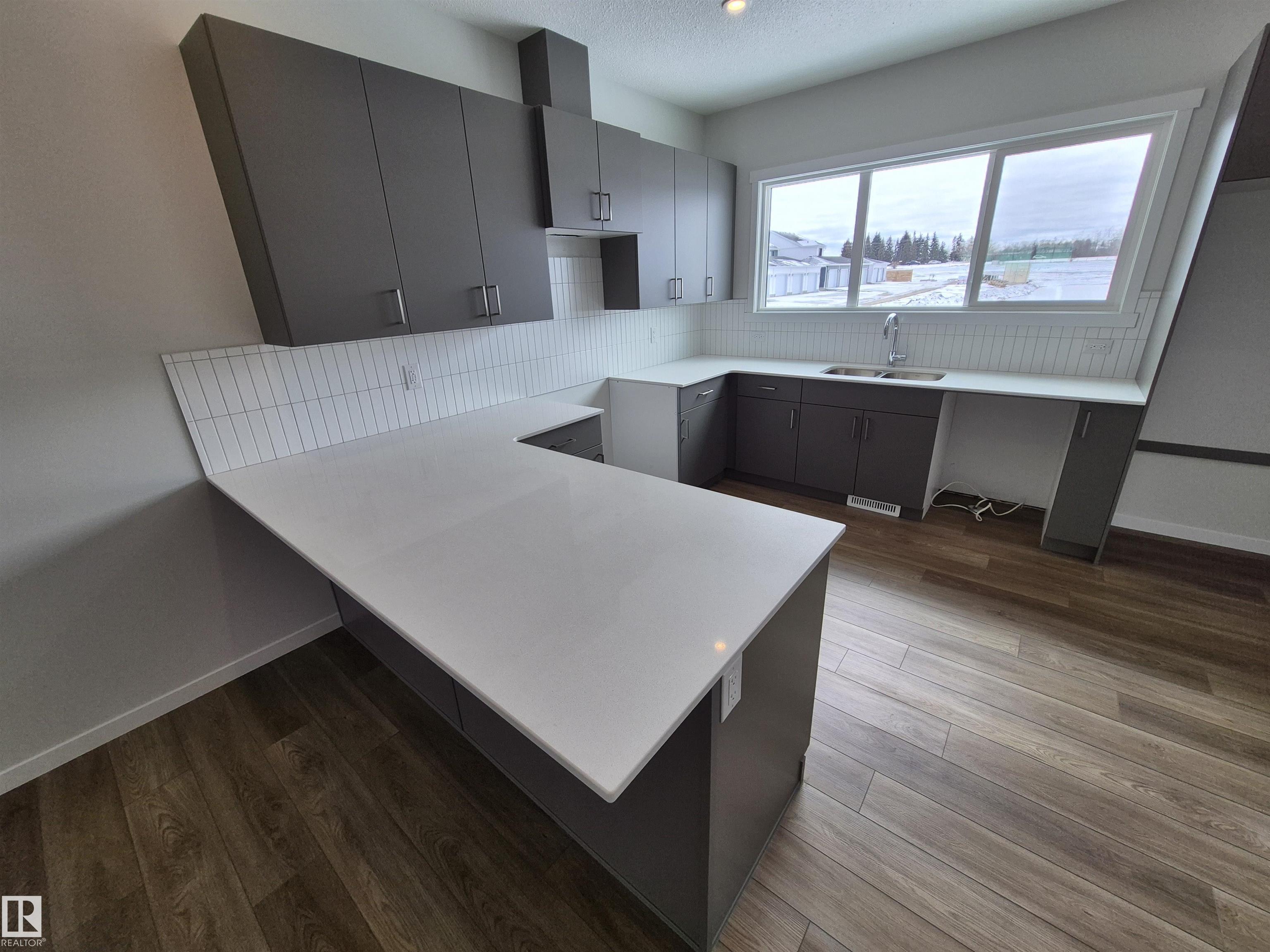 Photo 6 at 1088 Mcleod Avenue, Easton, Spruce Grove