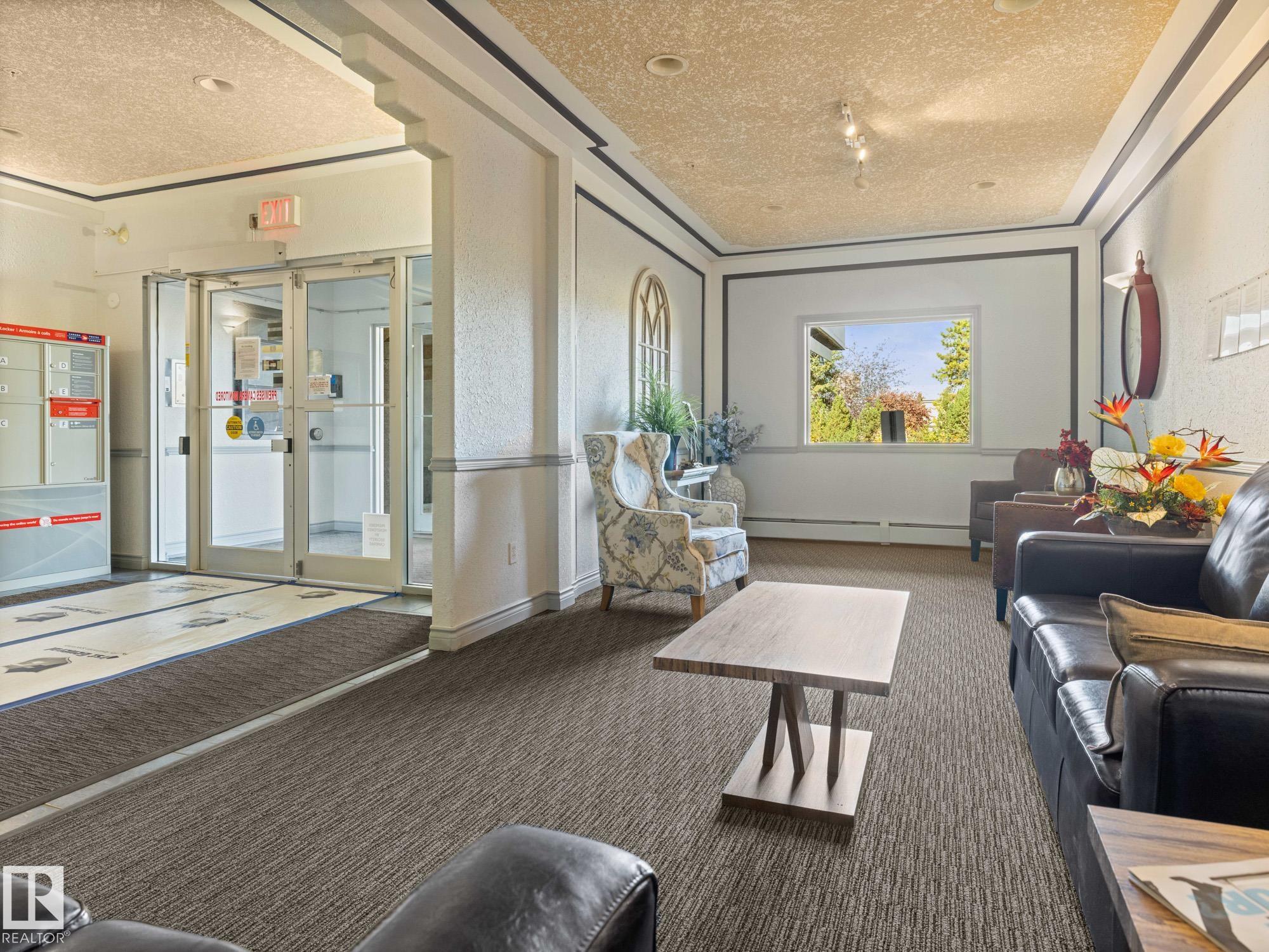 126 - 10511 42 Avenue NW, Rideau Park, Edmonton