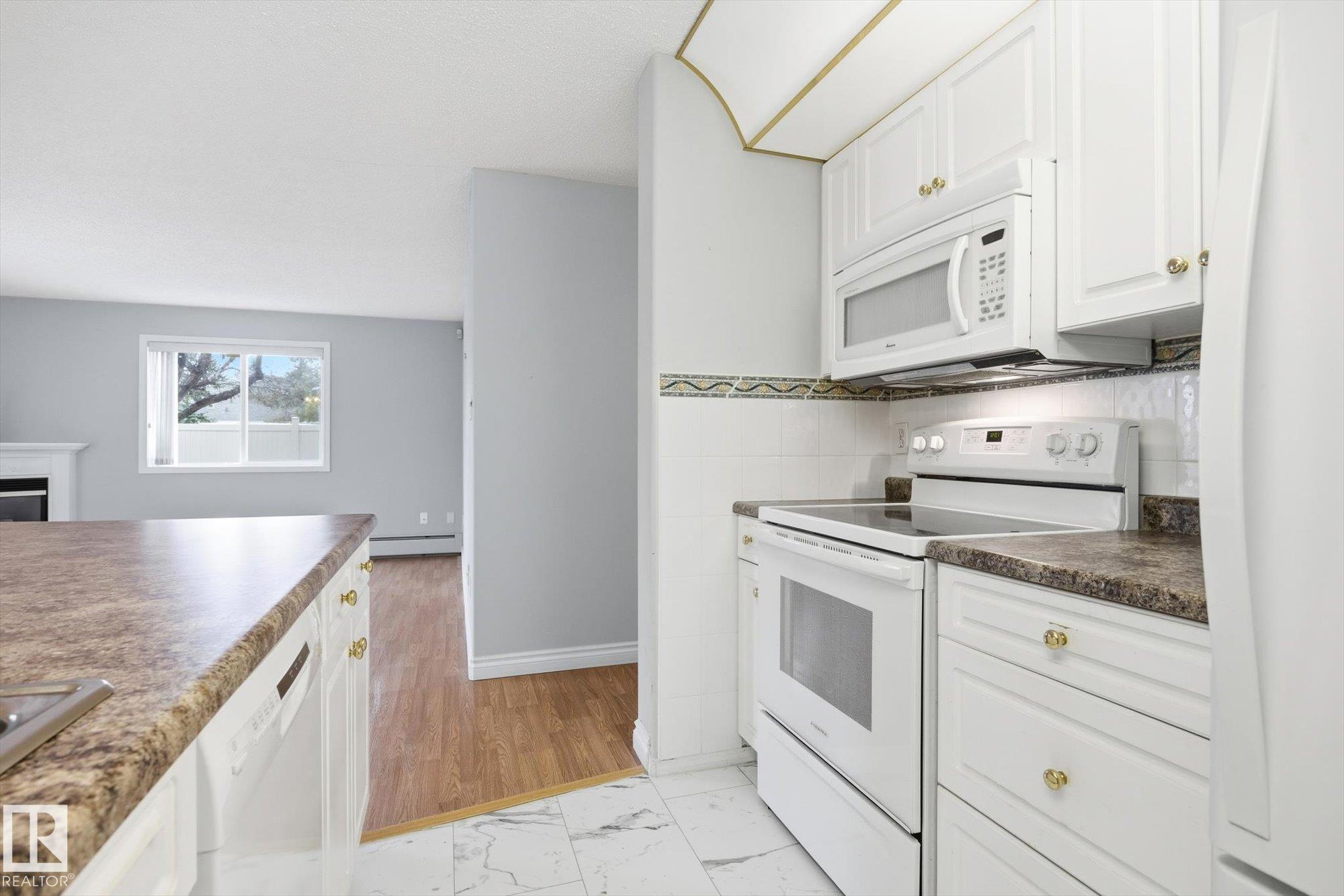 Photo 14 at 126 - 10511 42 Avenue NW, Rideau Park, Edmonton