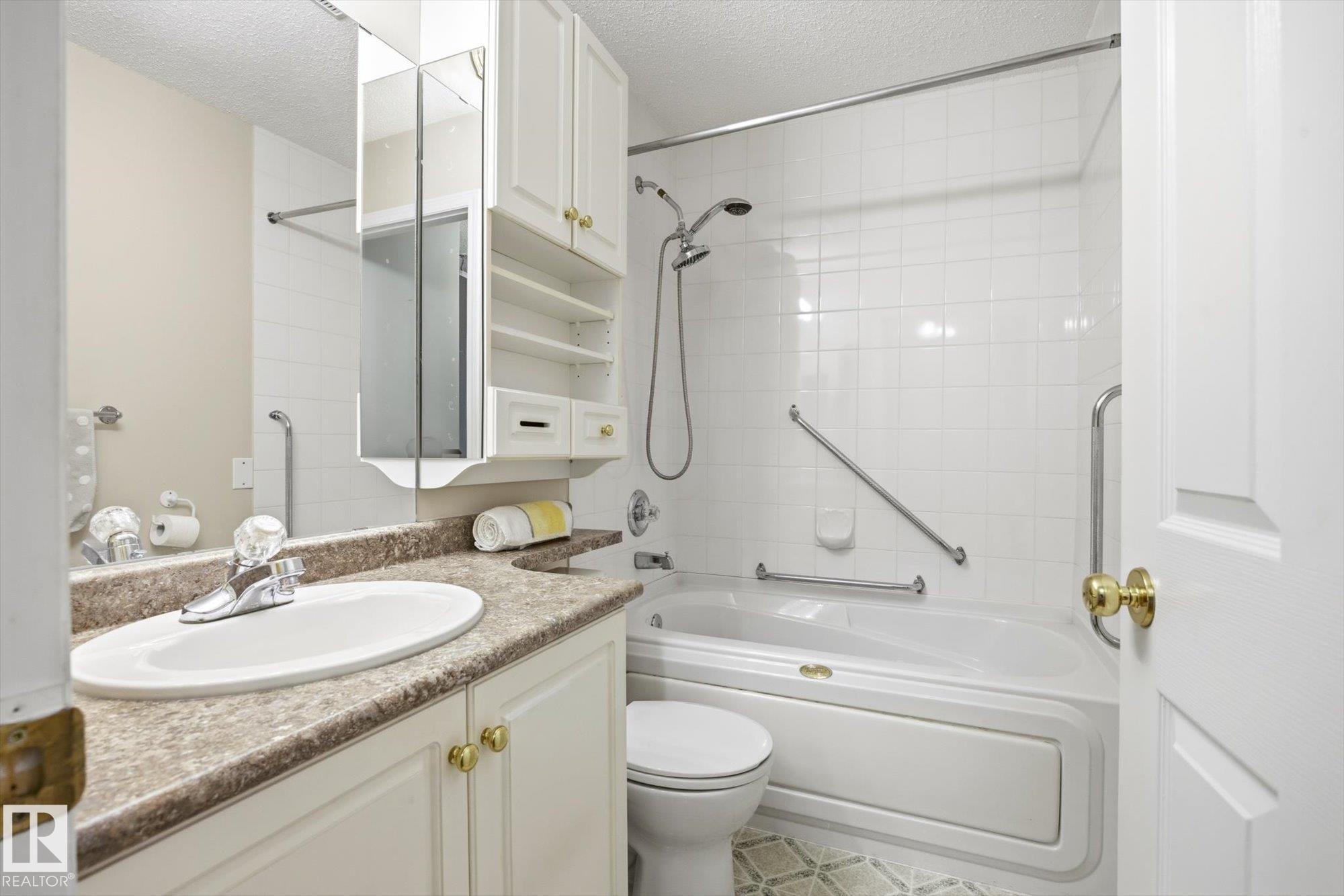 Photo 24 at 126 - 10511 42 Avenue NW, Rideau Park, Edmonton