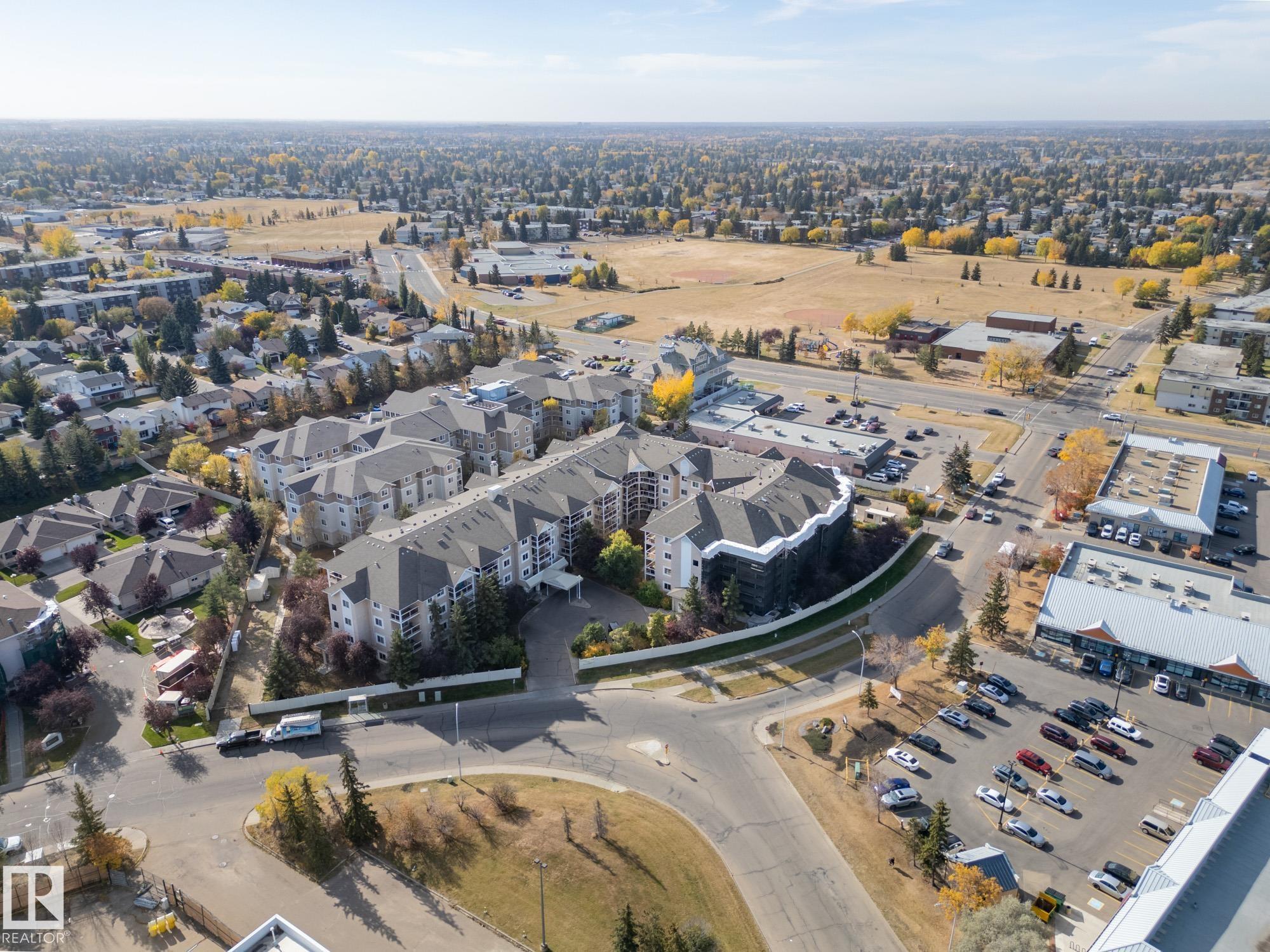 Photo 40 at 126 - 10511 42 Avenue NW, Rideau Park, Edmonton