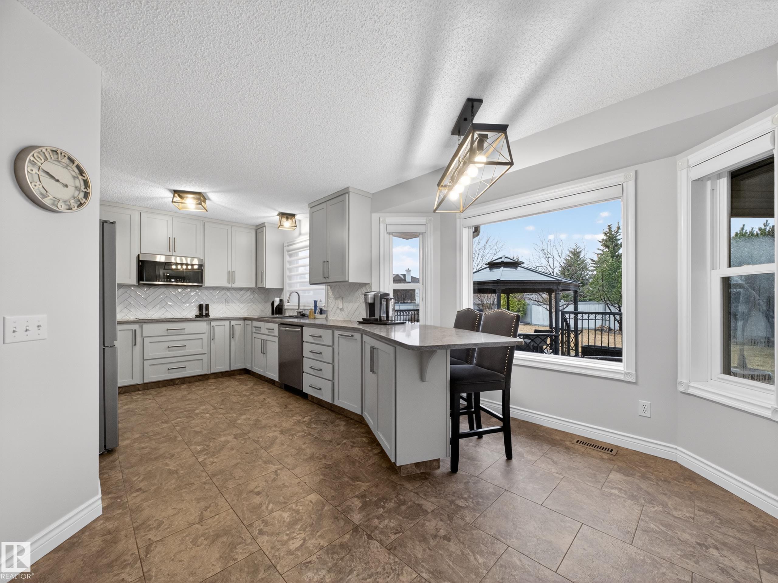 Photo 12 at 163 Highland Way, Heritage Hills, Sherwood Park