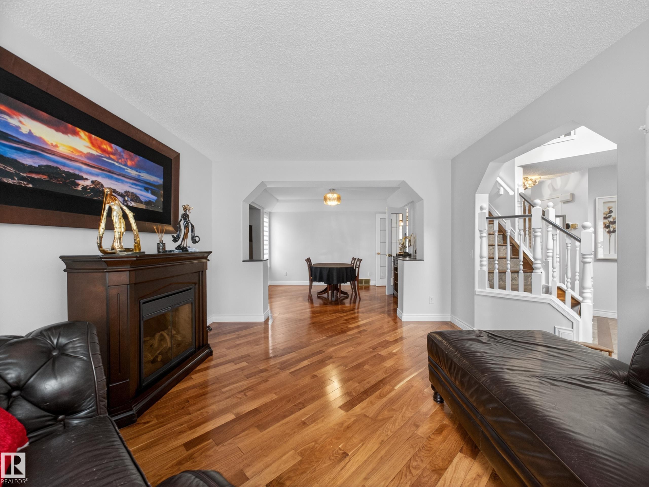 Photo 5 at 163 Highland Way, Heritage Hills, Sherwood Park