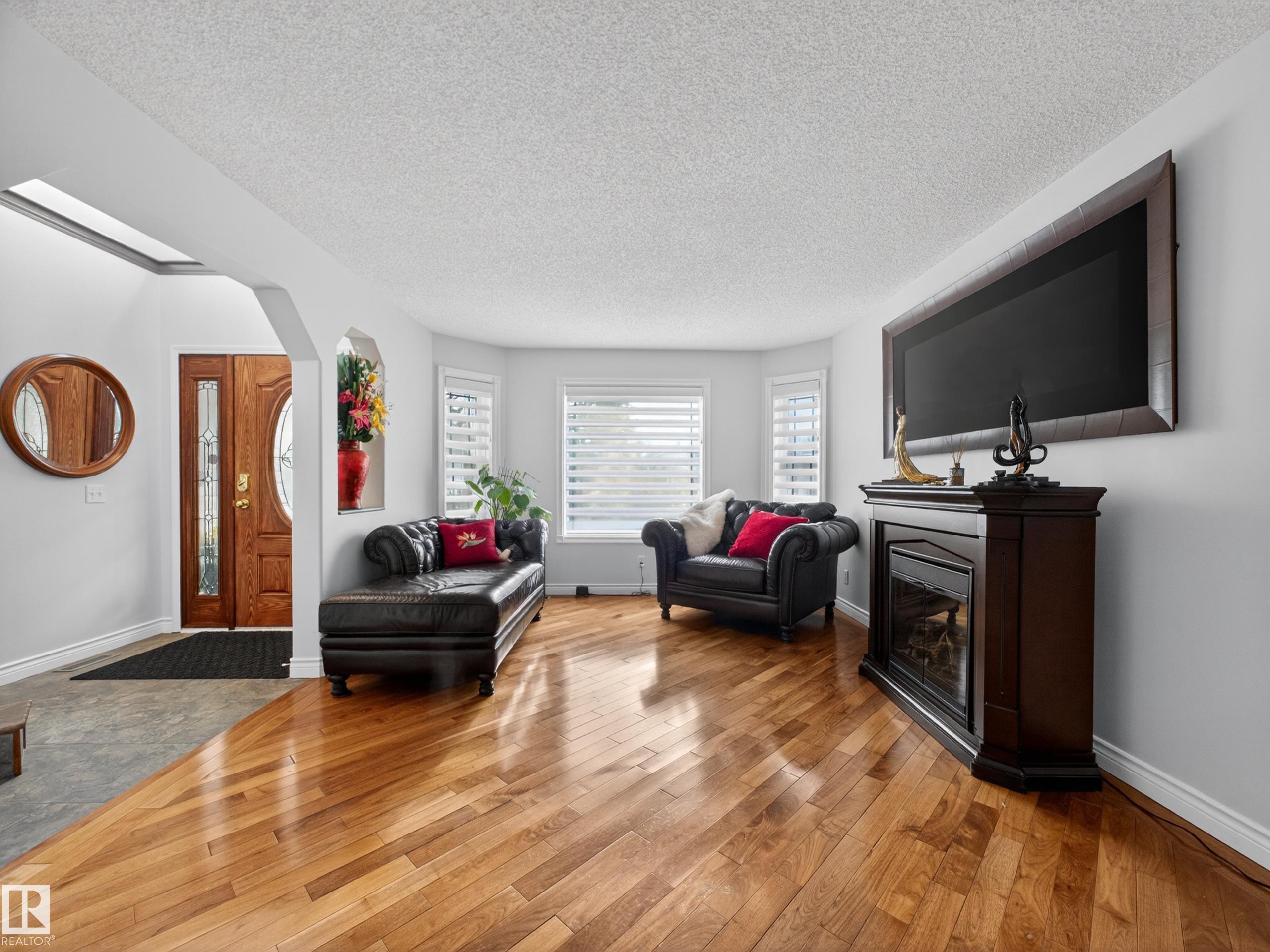 Photo 7 at 163 Highland Way, Heritage Hills, Sherwood Park