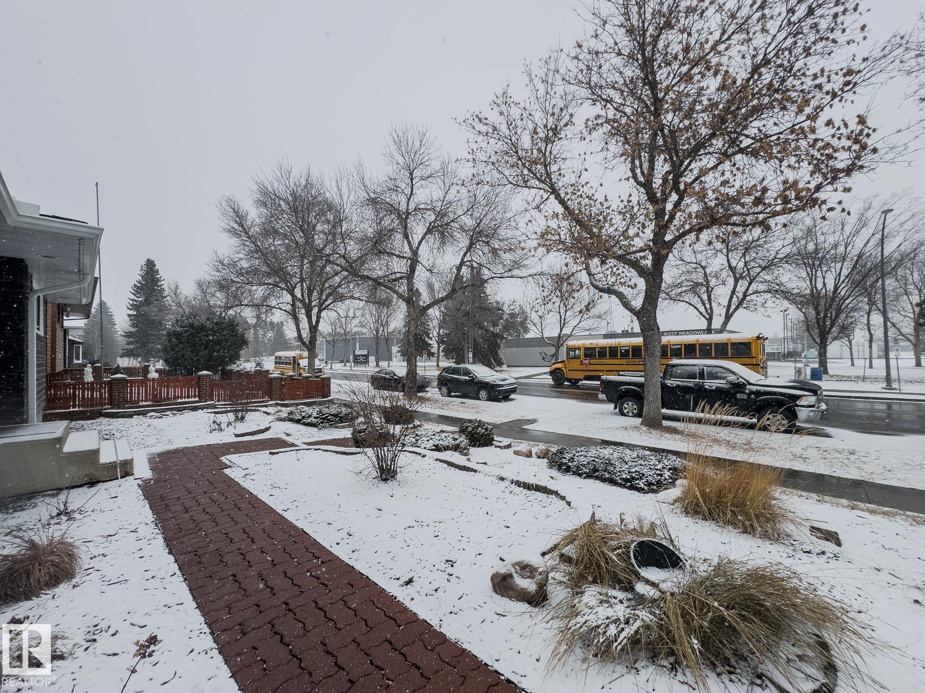 Photo 61 at 9310 165 Street NW, West Meadowlark Park, Edmonton